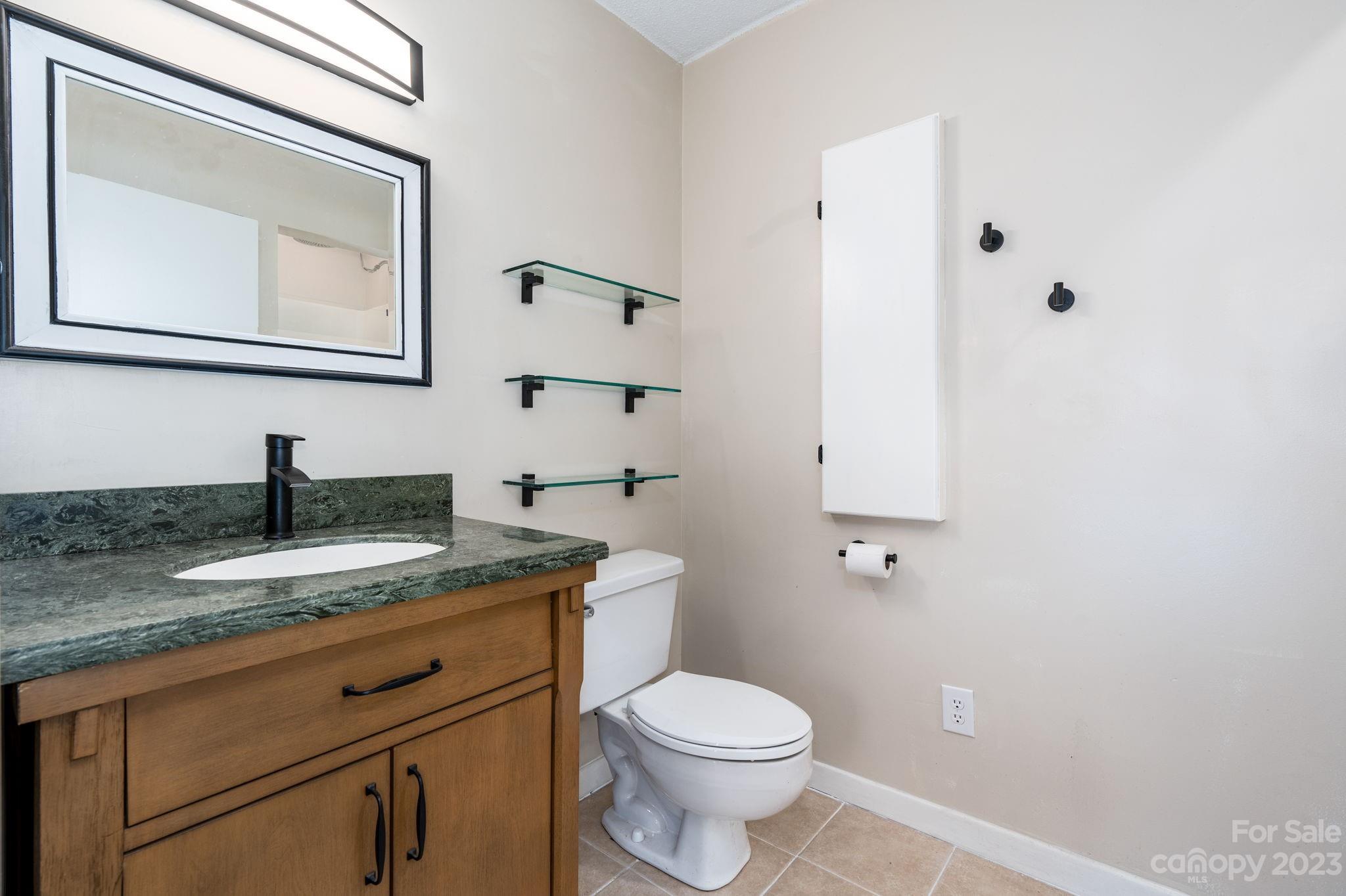 Jamestowne - Residential