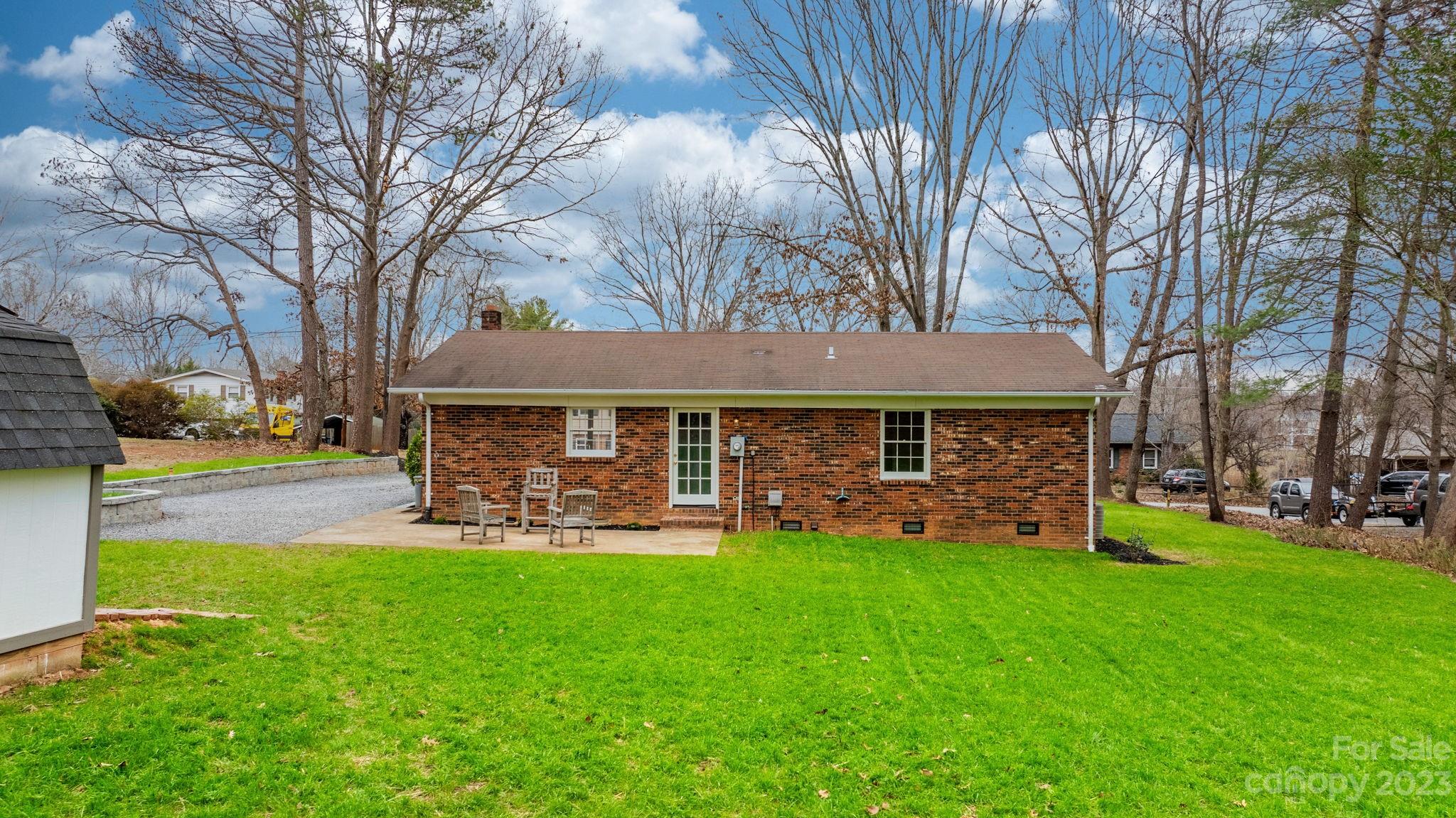 Jamestowne - Residential