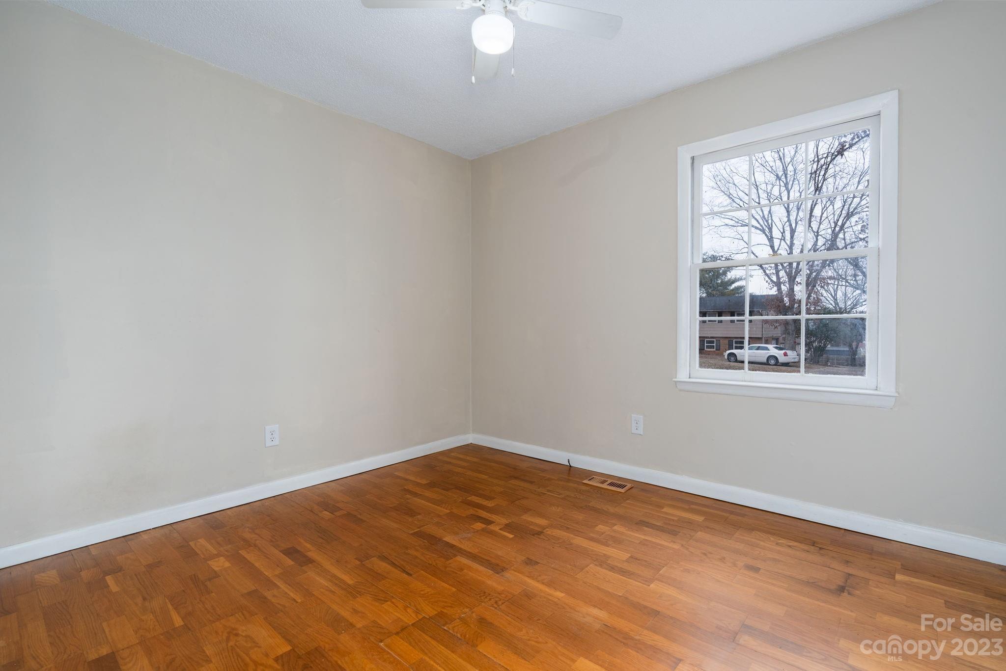 Jamestowne - Residential