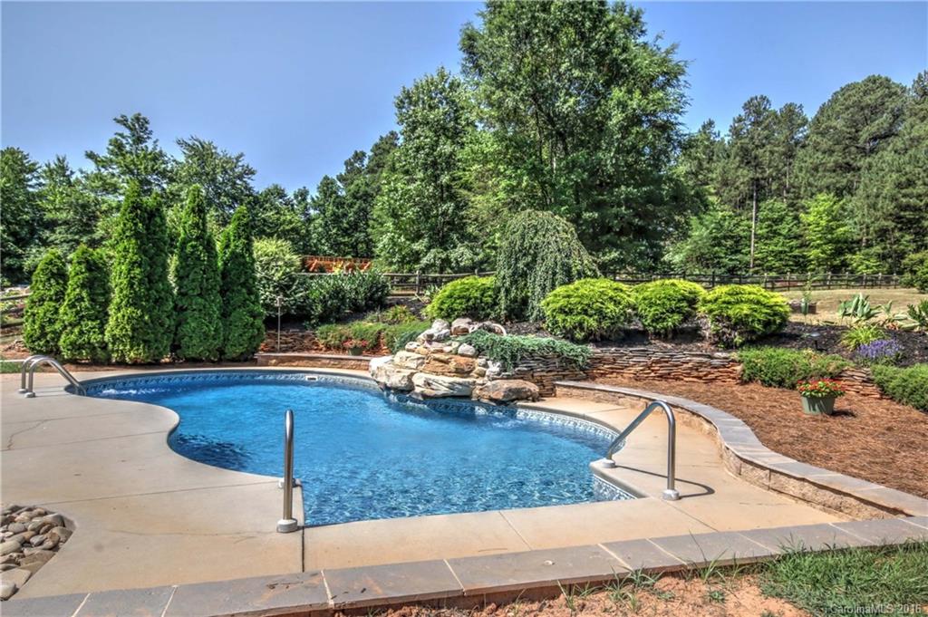 Woodside Park - Residential