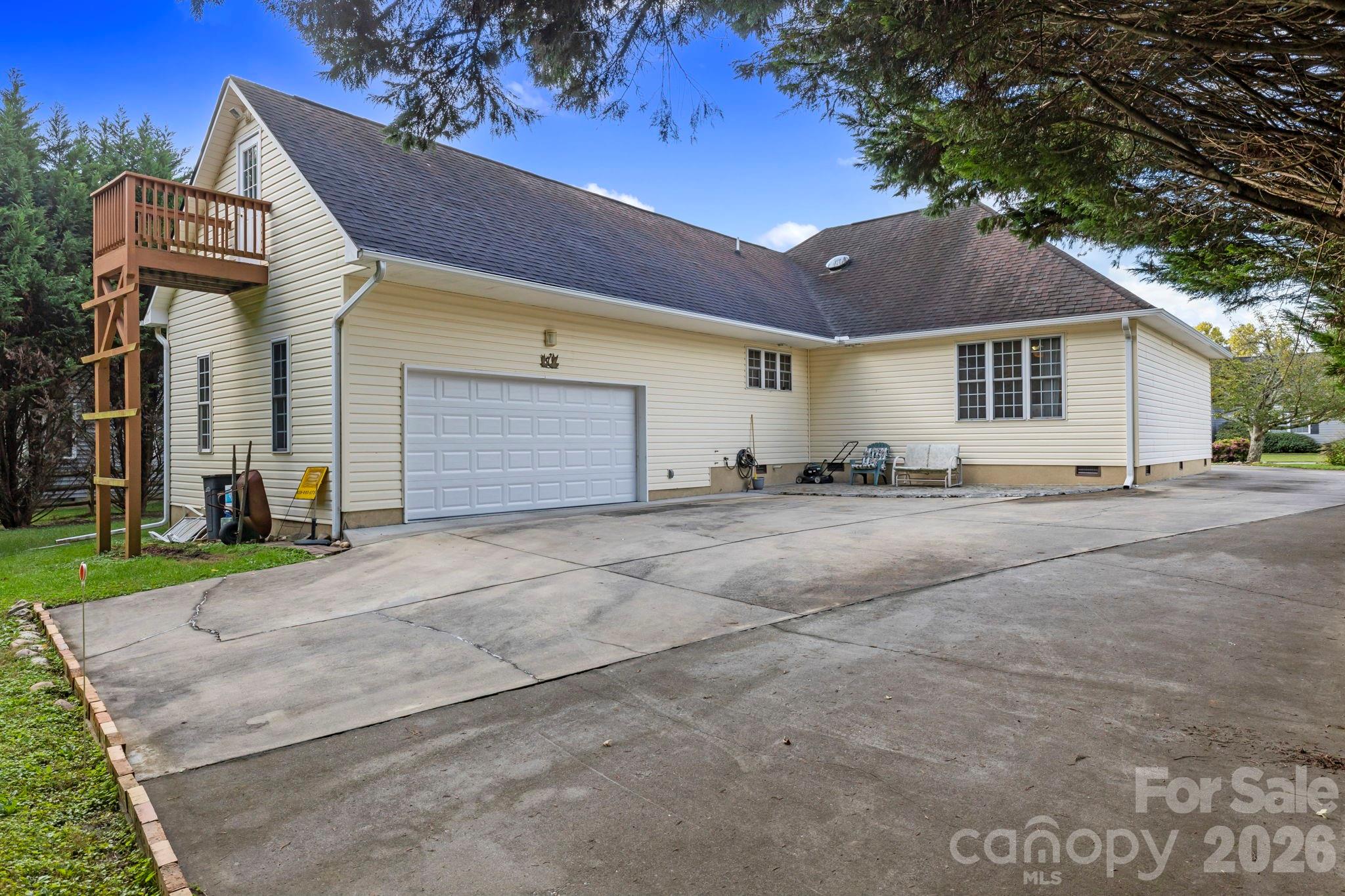 Mills River Village - Residential