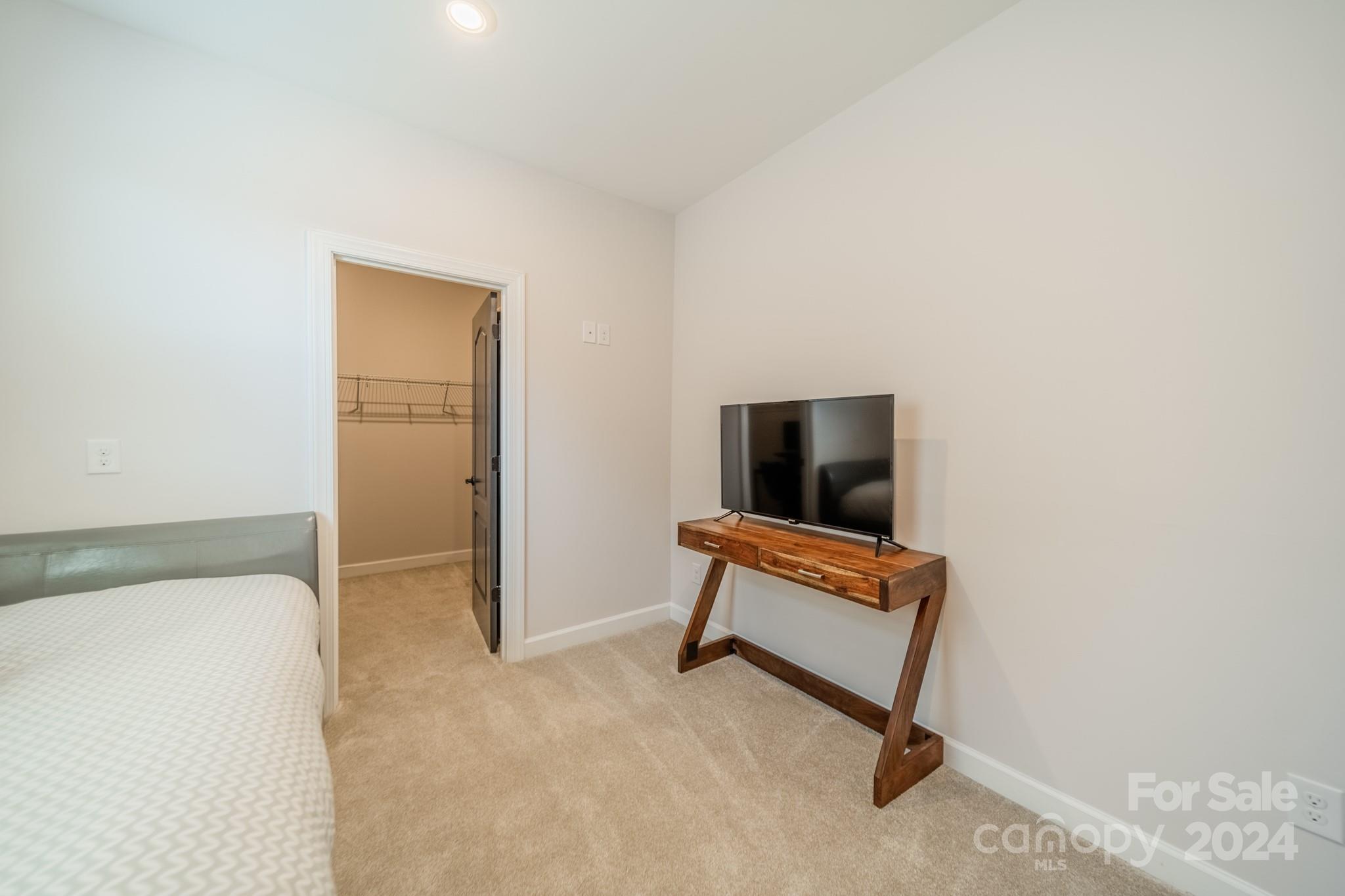 The Preserve At Riverchase - Residential