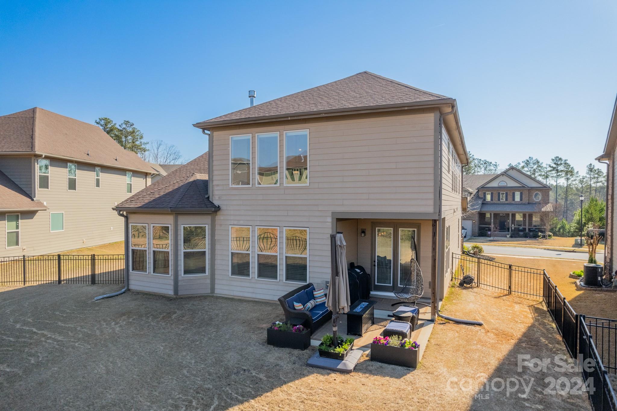 The Preserve At Riverchase - Residential