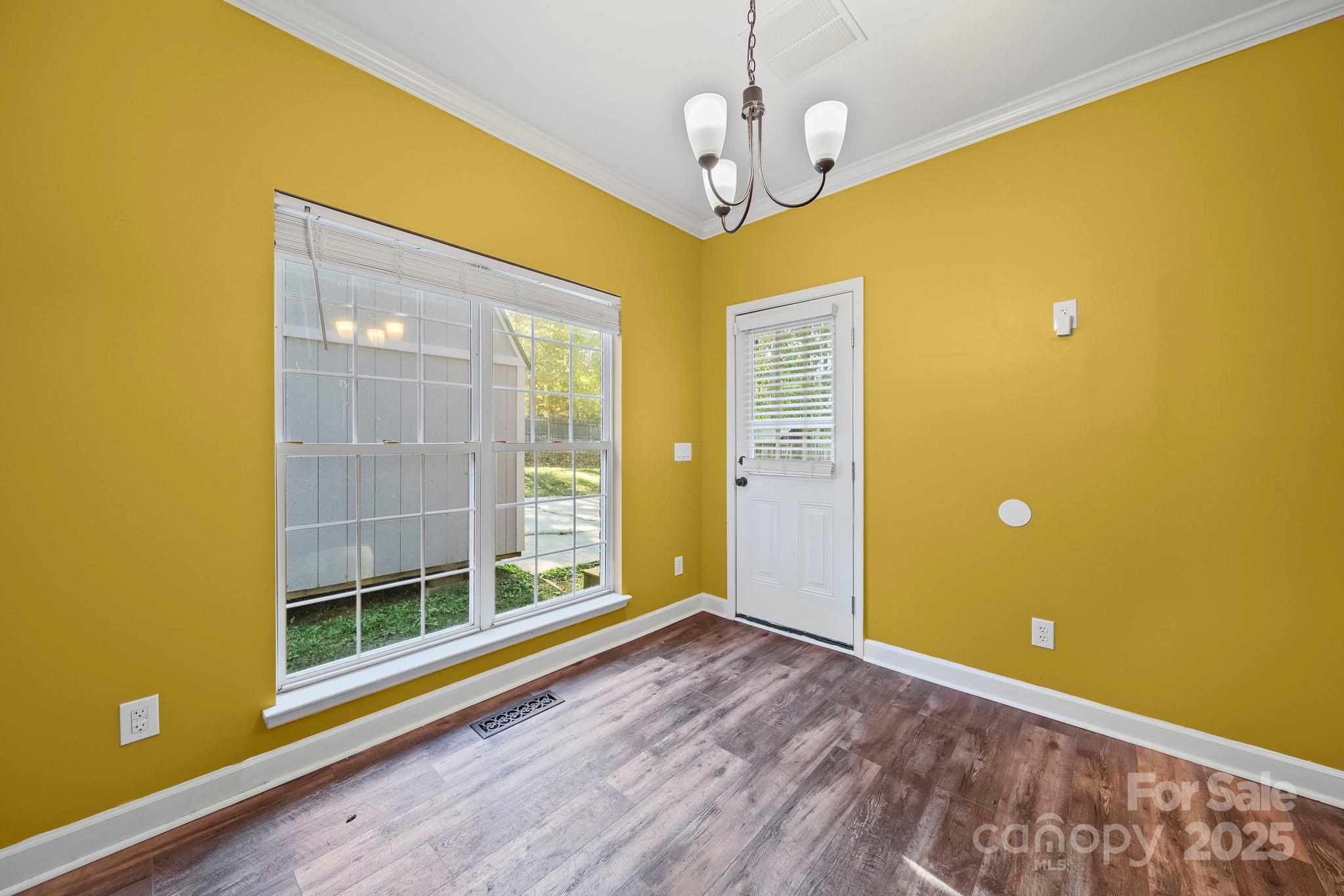 148 Highland Woods Drive