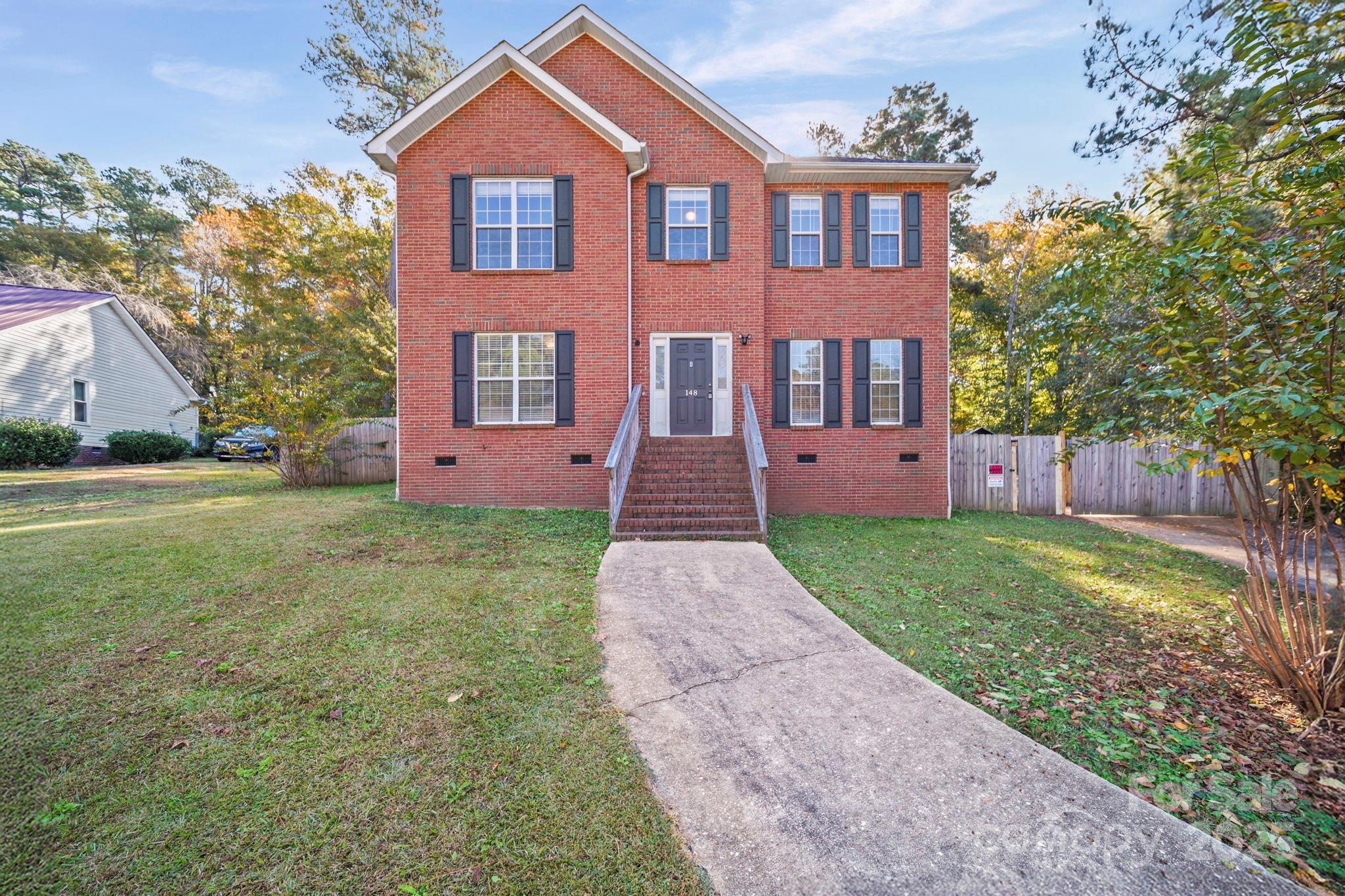 148 Highland Woods Drive