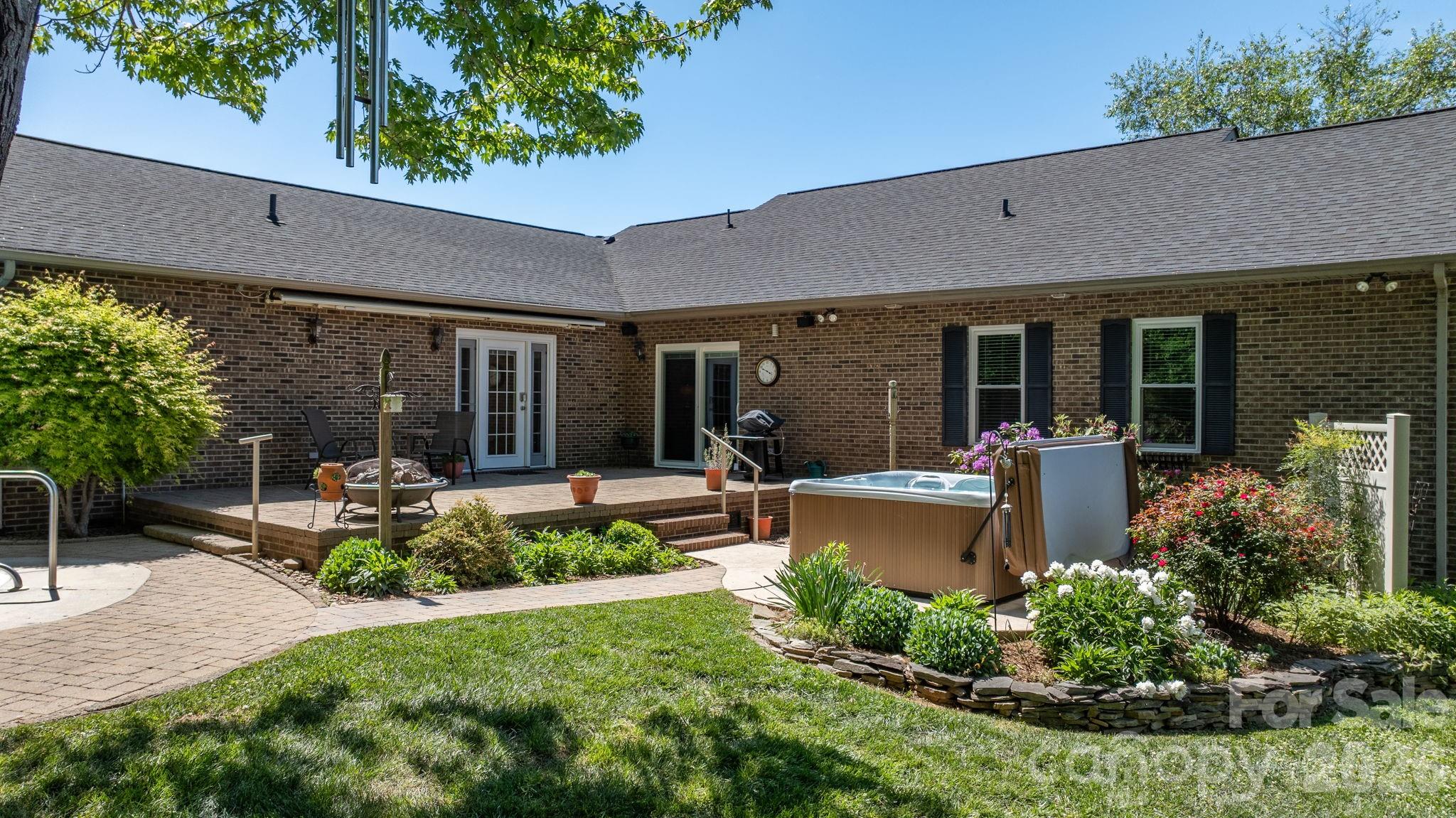 Jacobs View - Residential