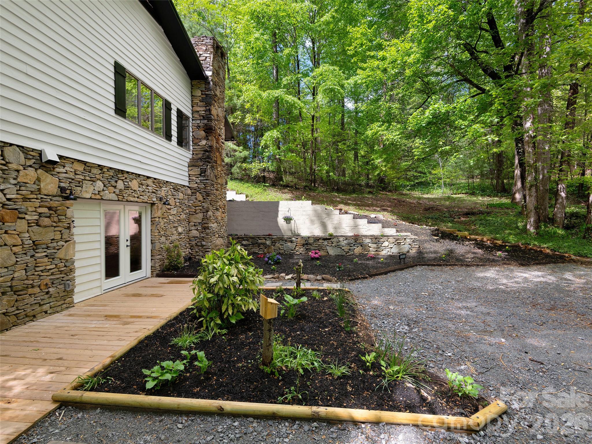 209 Ivy Hill Road