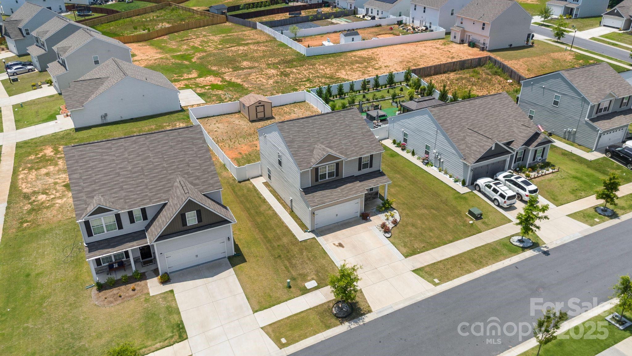 2011 Valdosta Way