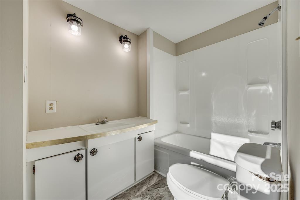 Fern Forest - Residential