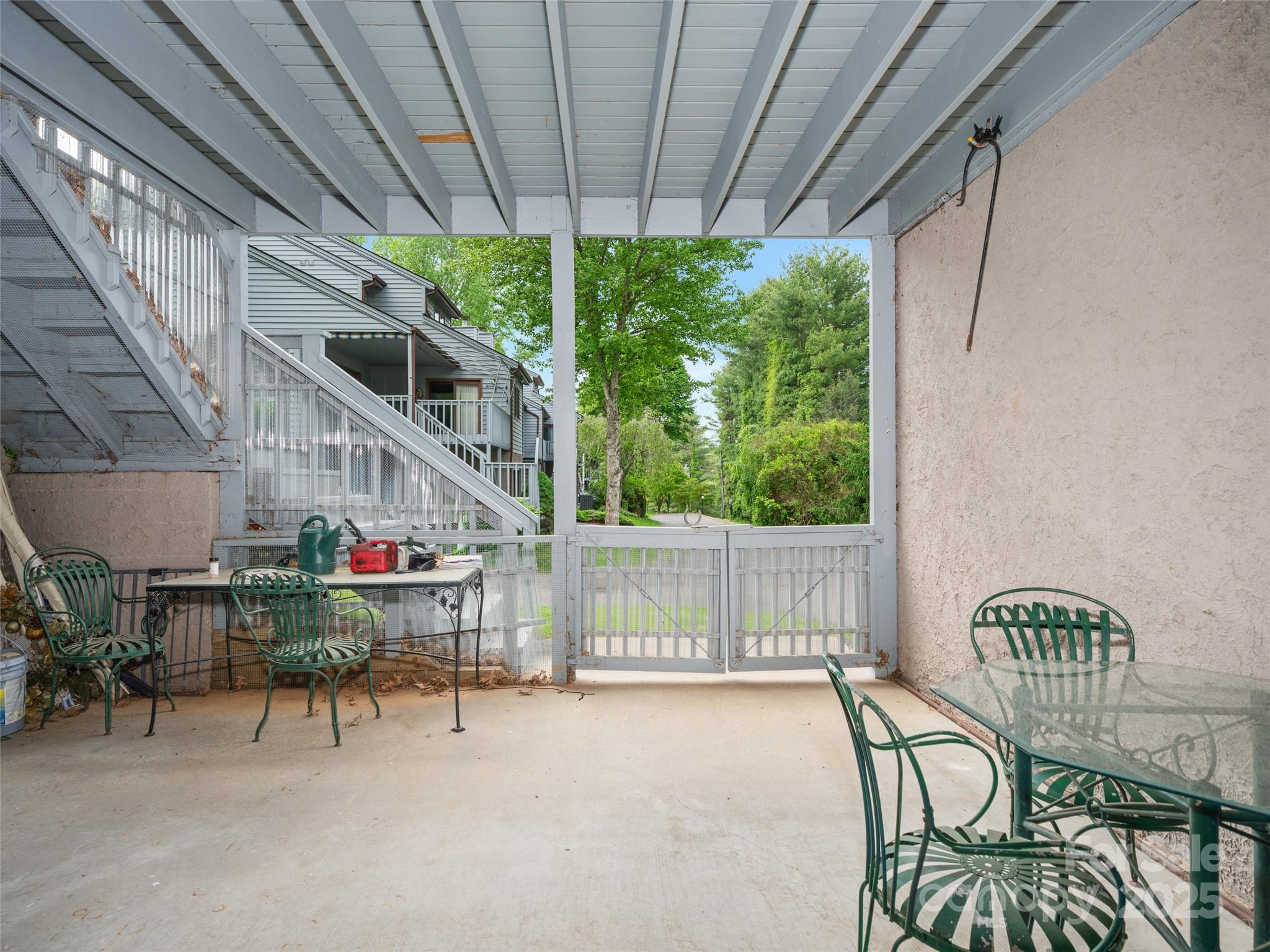 Seven Pines - Residential