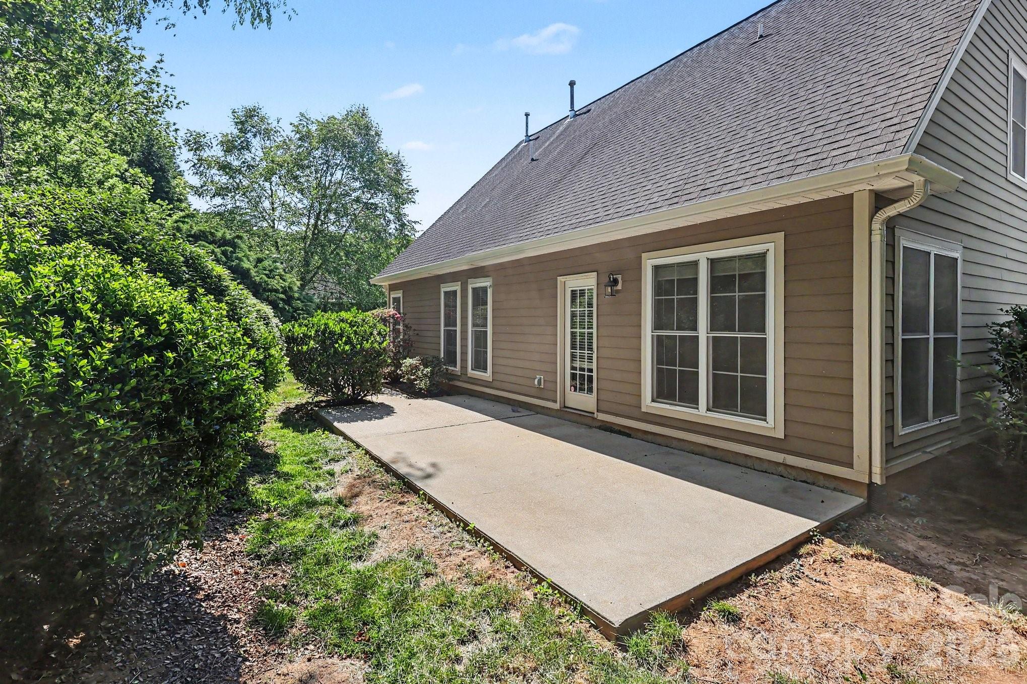 14 Halyn Lane