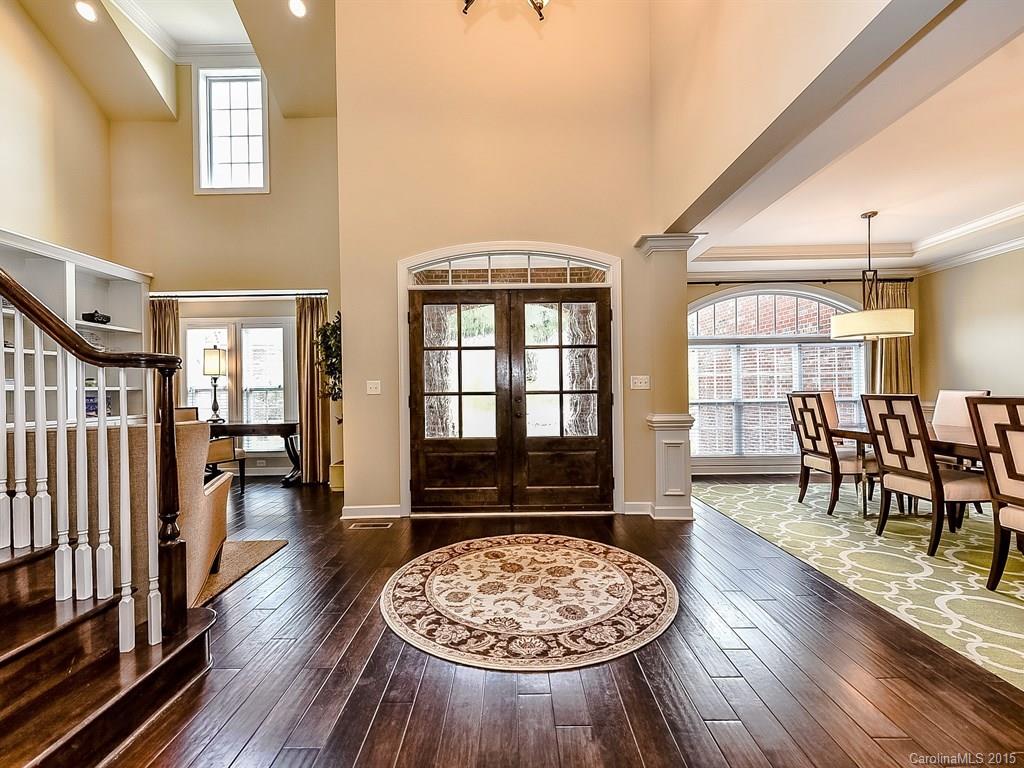 Hollister - Residential