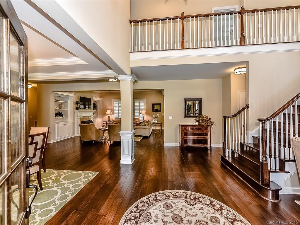 Hollister - Residential