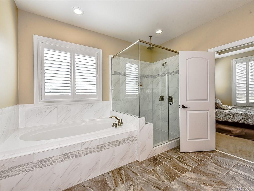 Hollister - Residential