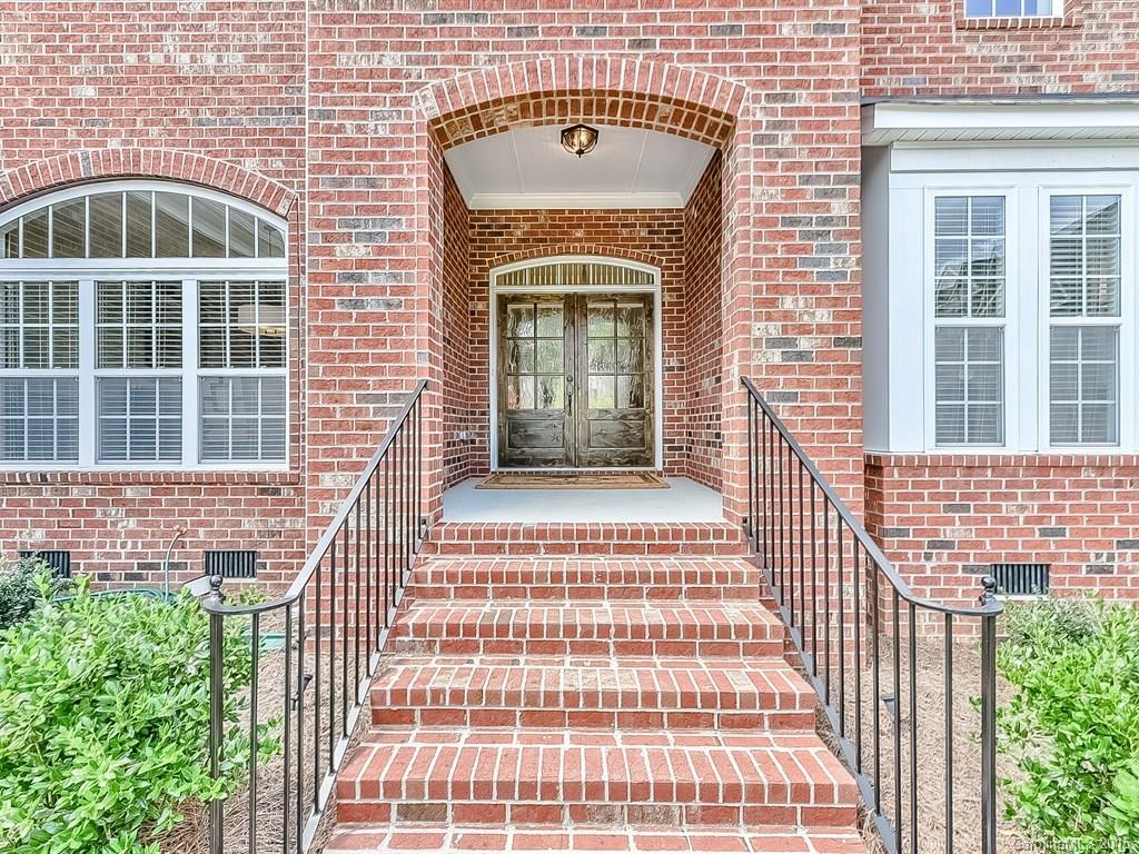 Hollister - Residential