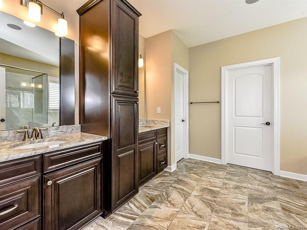 Hollister - Residential