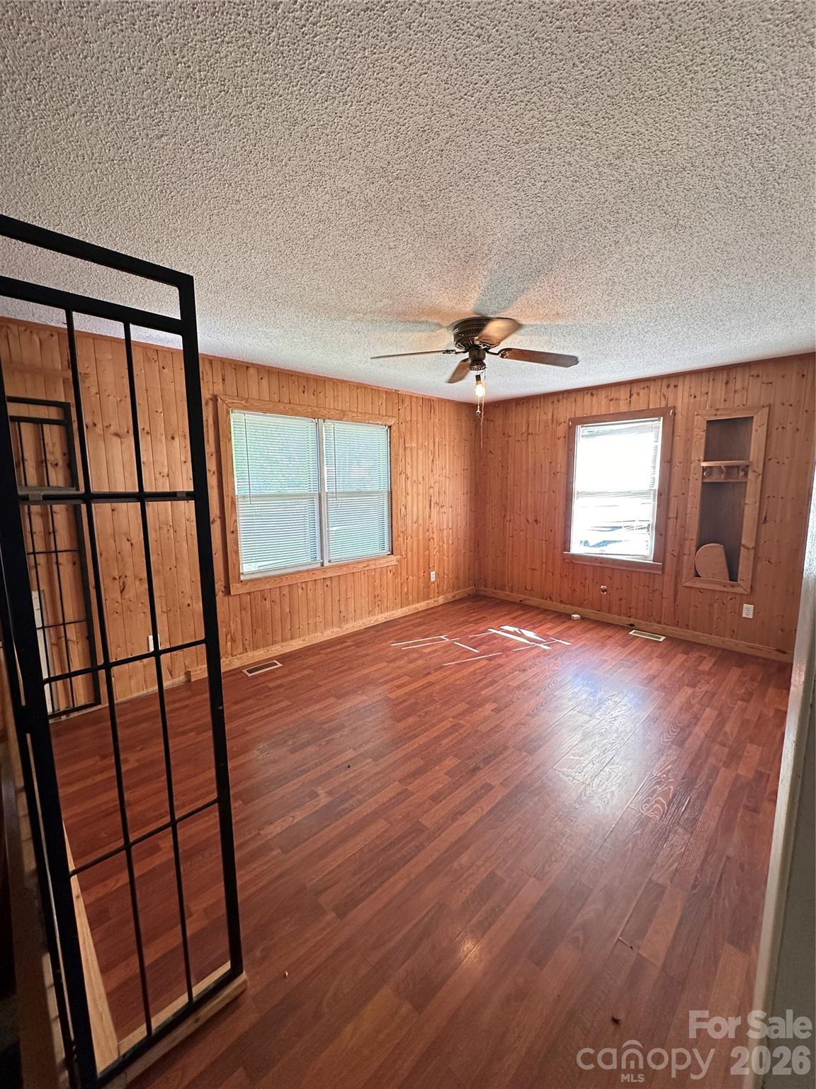 Cedarview - Residential