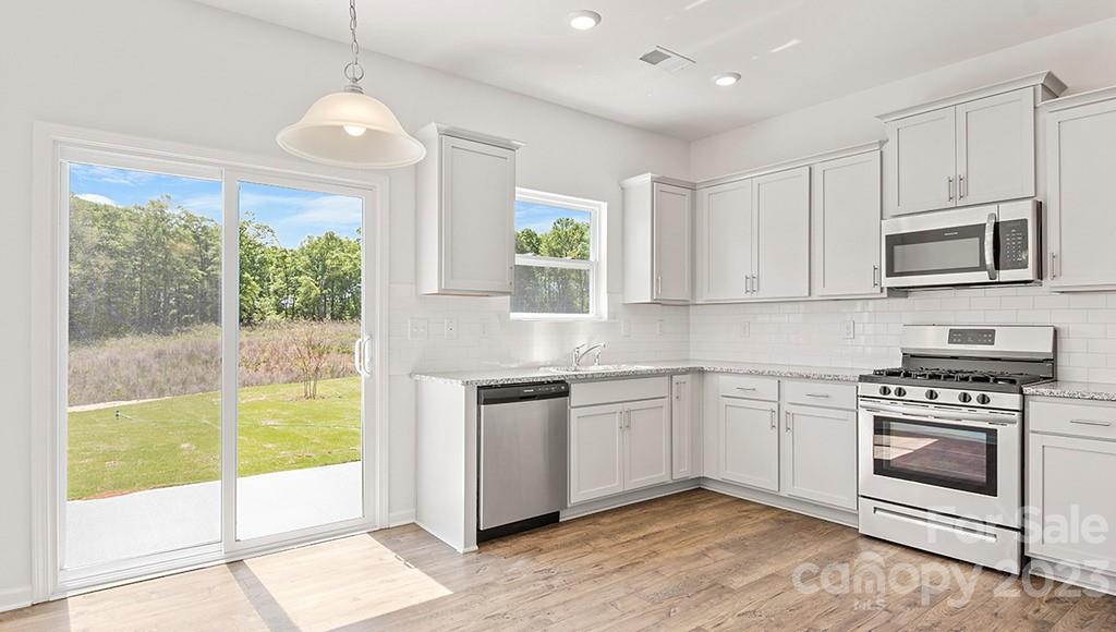 Hickory Ridge - Residential