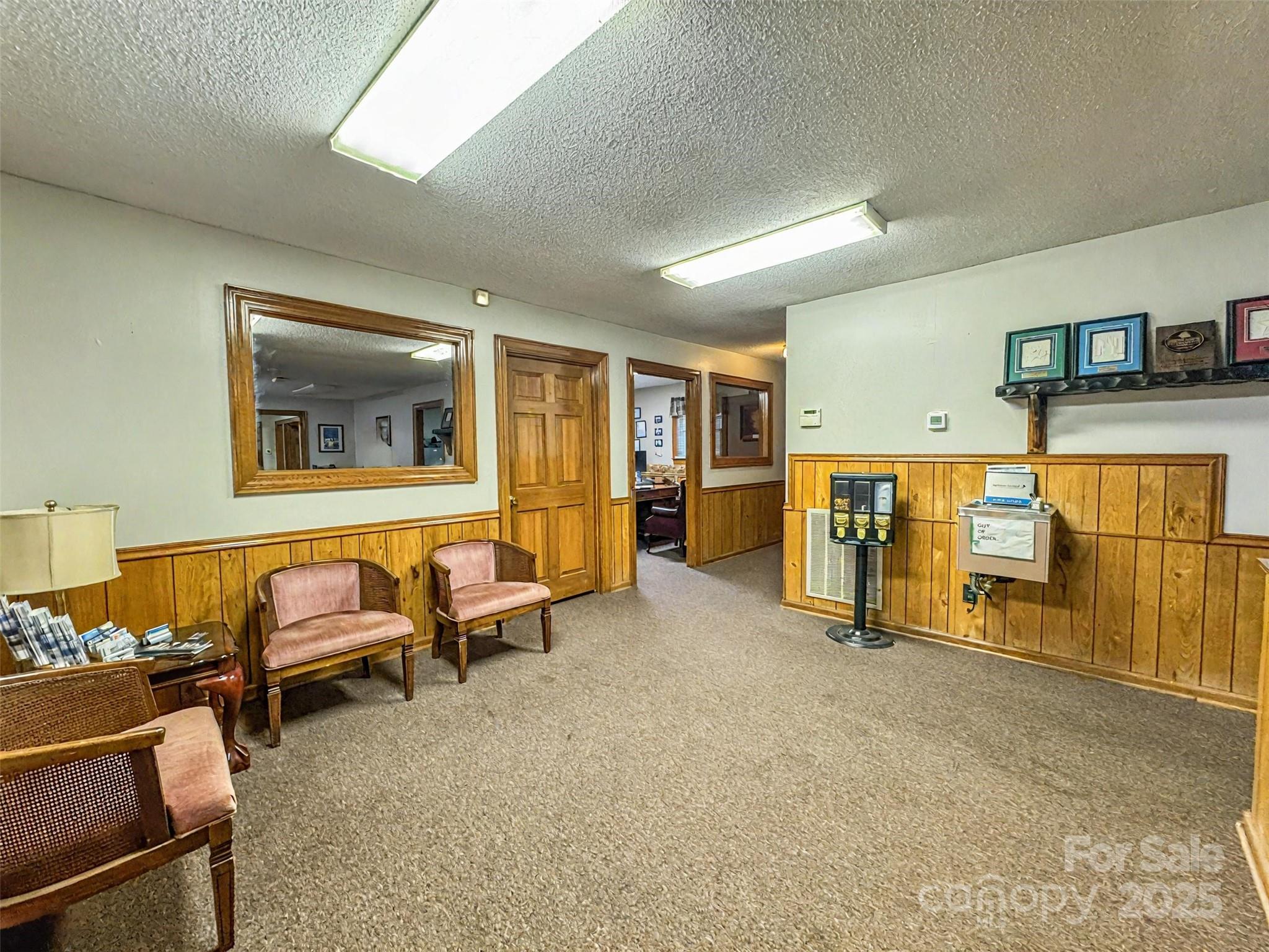 413 W Trade Street