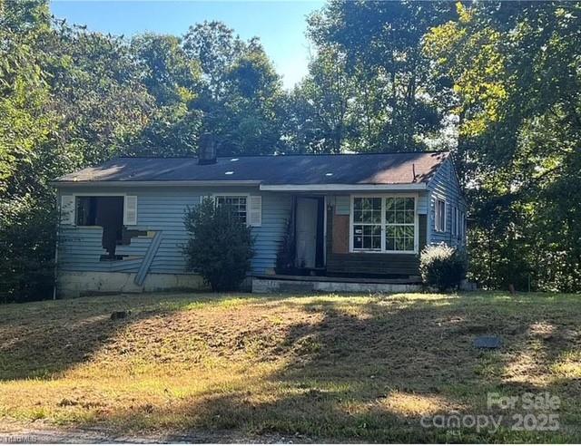 1125 Hillcrest Drive