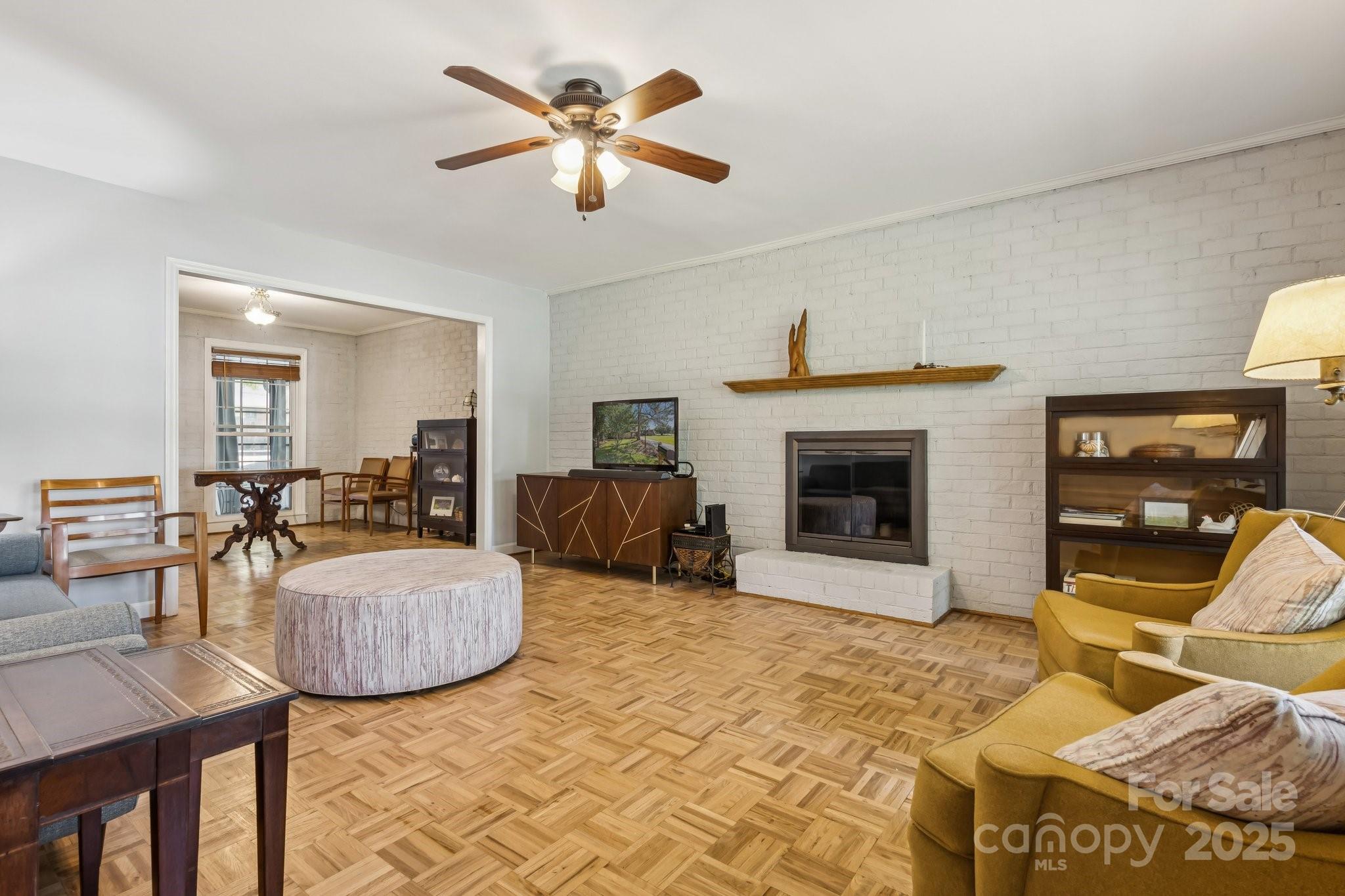 4537 Swan Meadow Lane