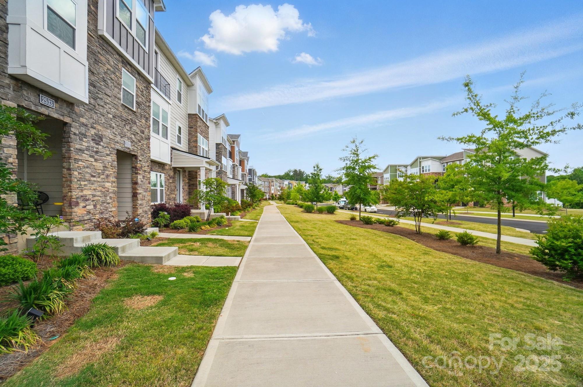 2533 Ensemble Court