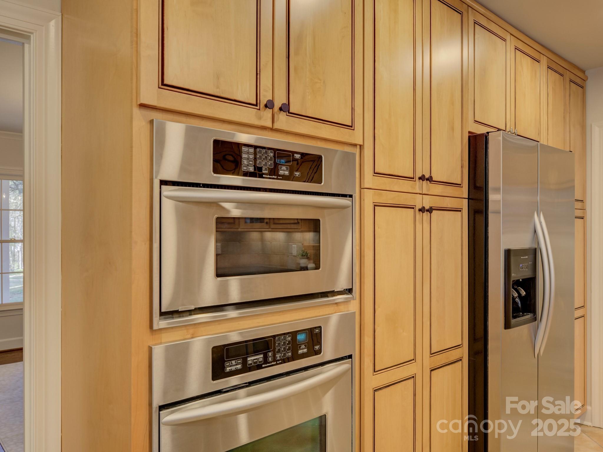 Five Knolls Estates - Residential