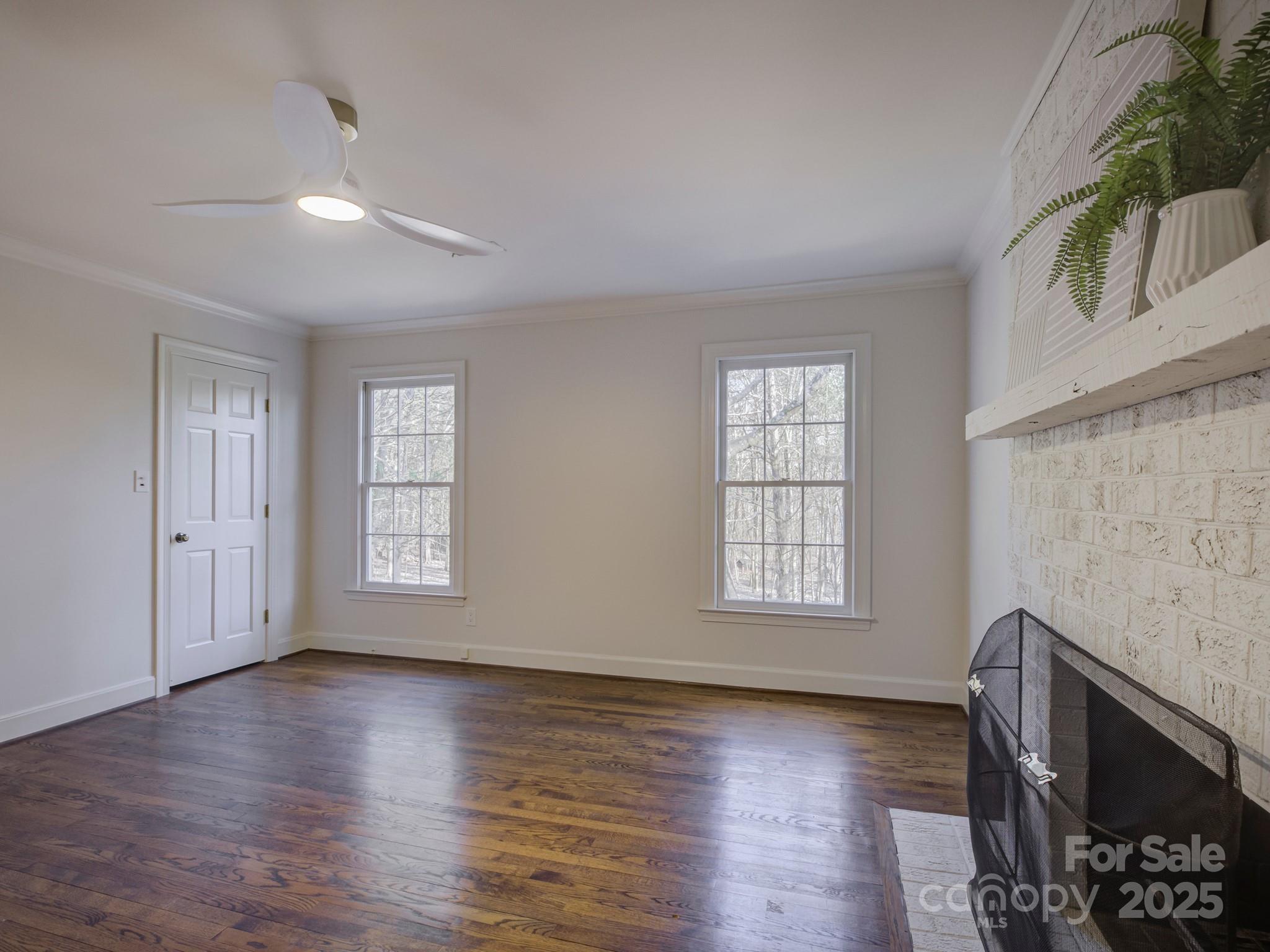 Five Knolls Estates - Residential