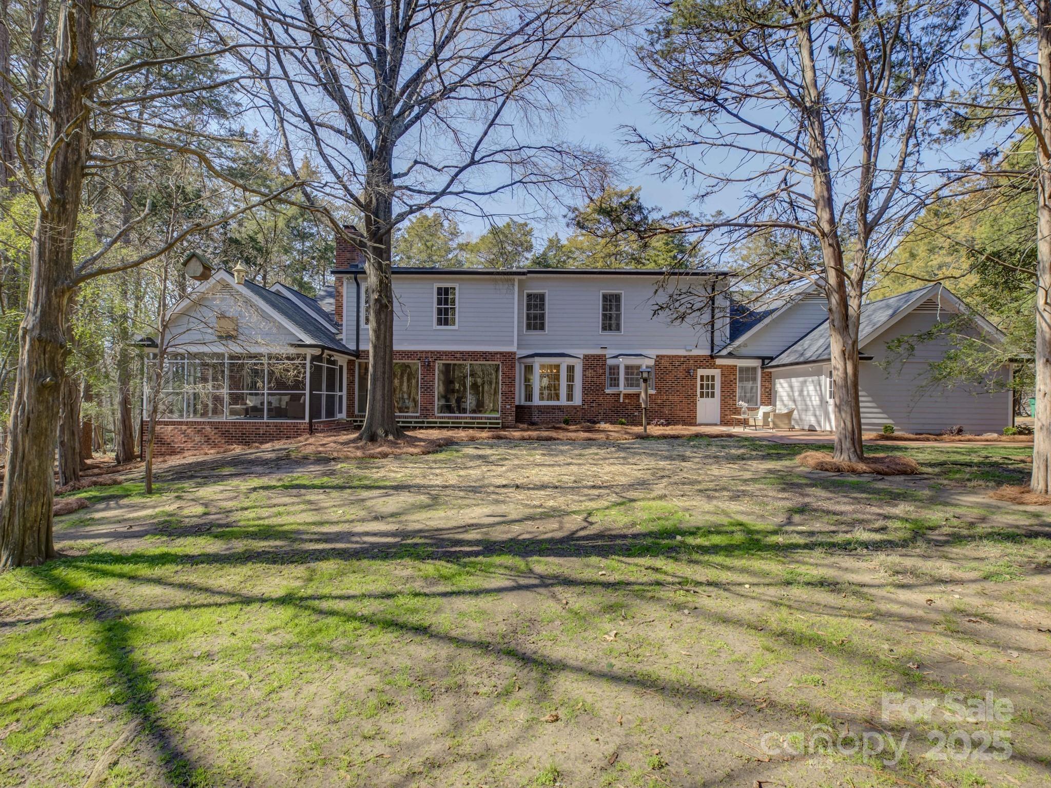 Five Knolls Estates - Residential