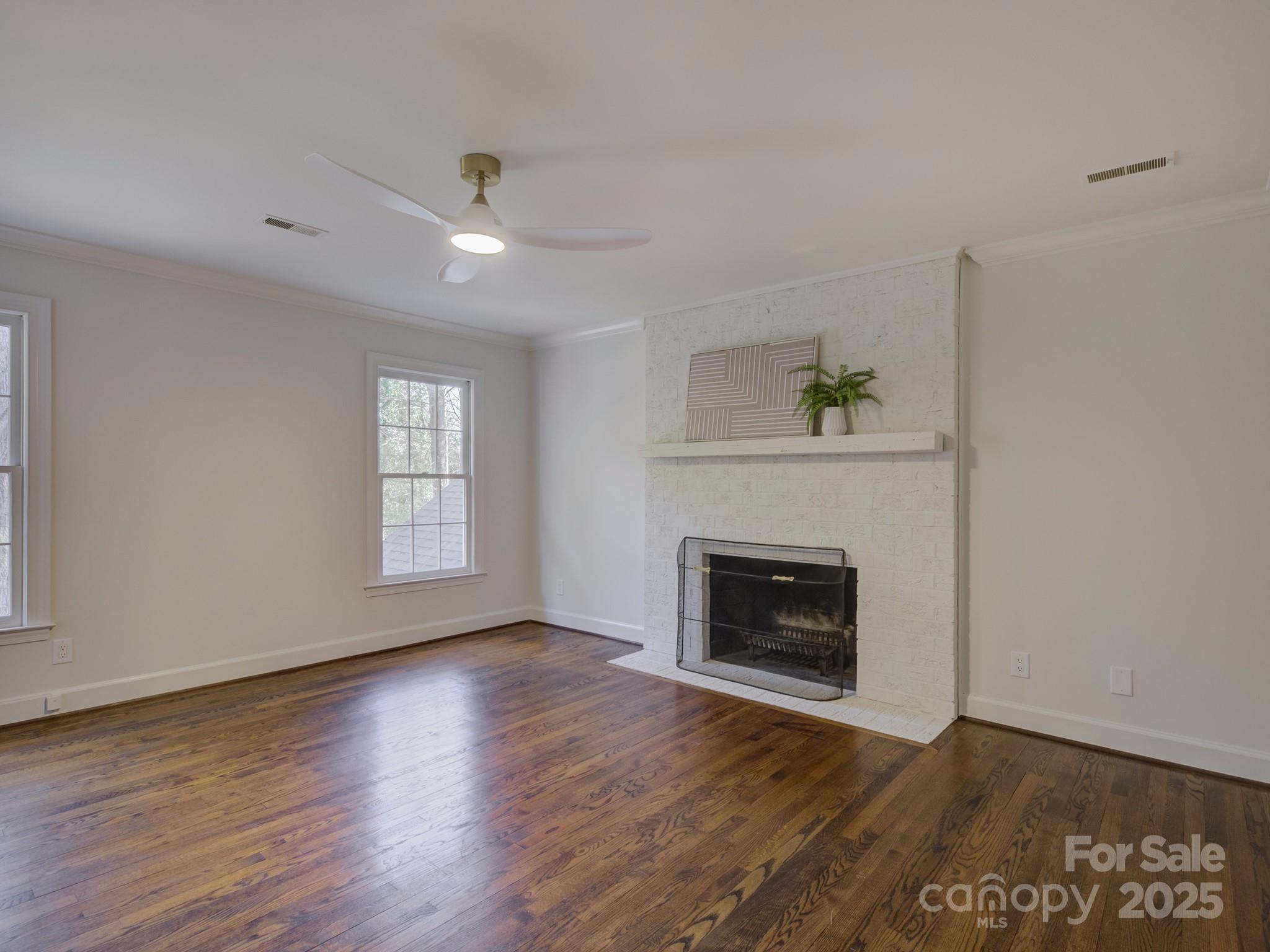 Five Knolls Estates - Residential