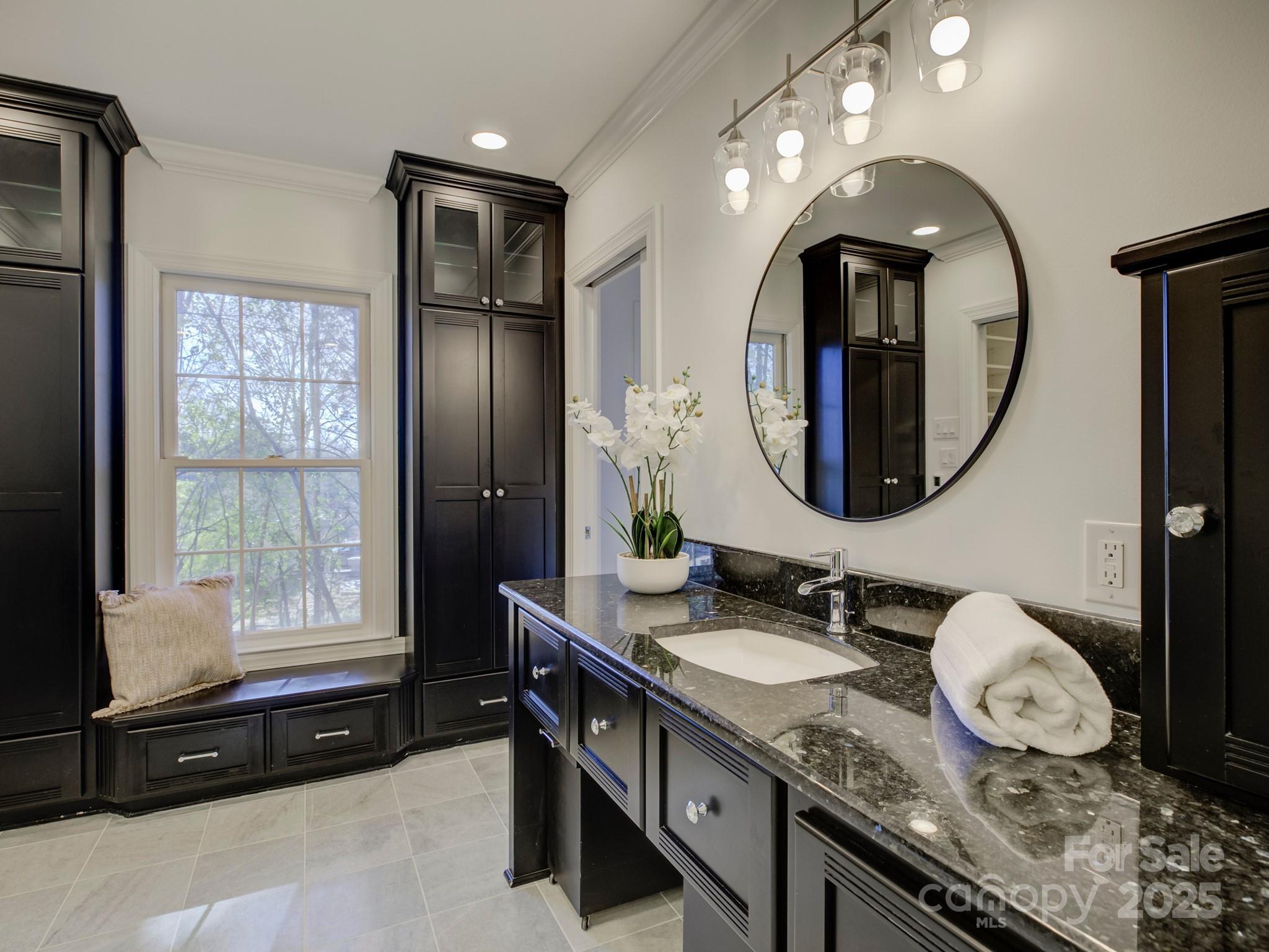 Five Knolls Estates - Residential