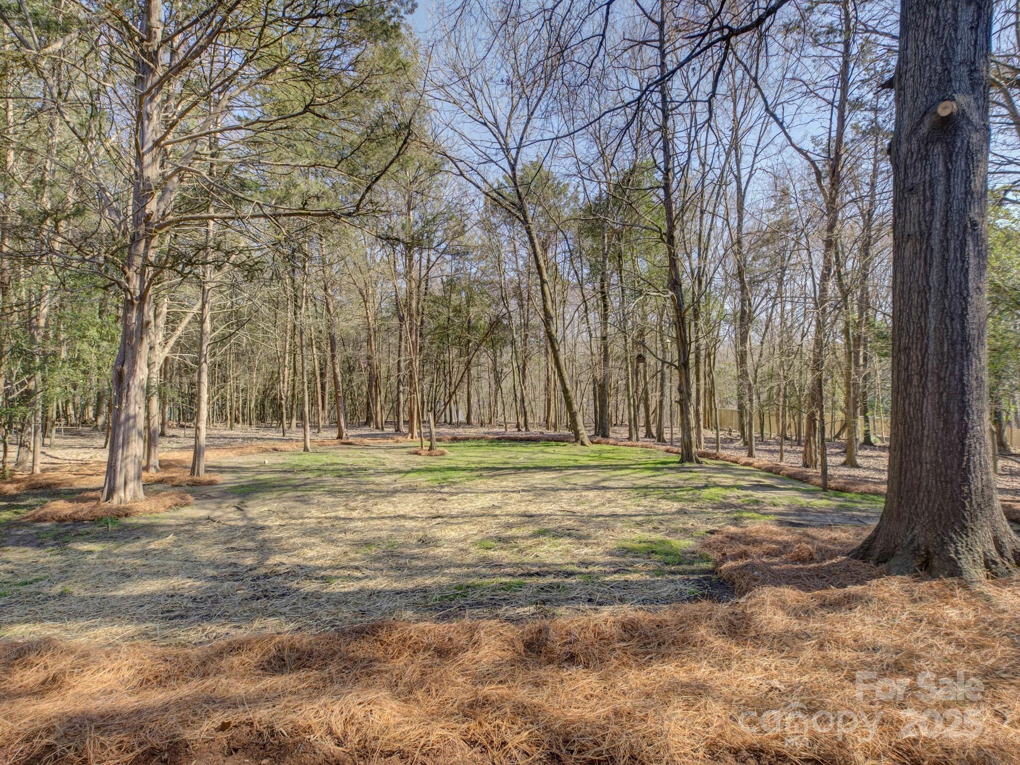 Five Knolls Estates - Residential