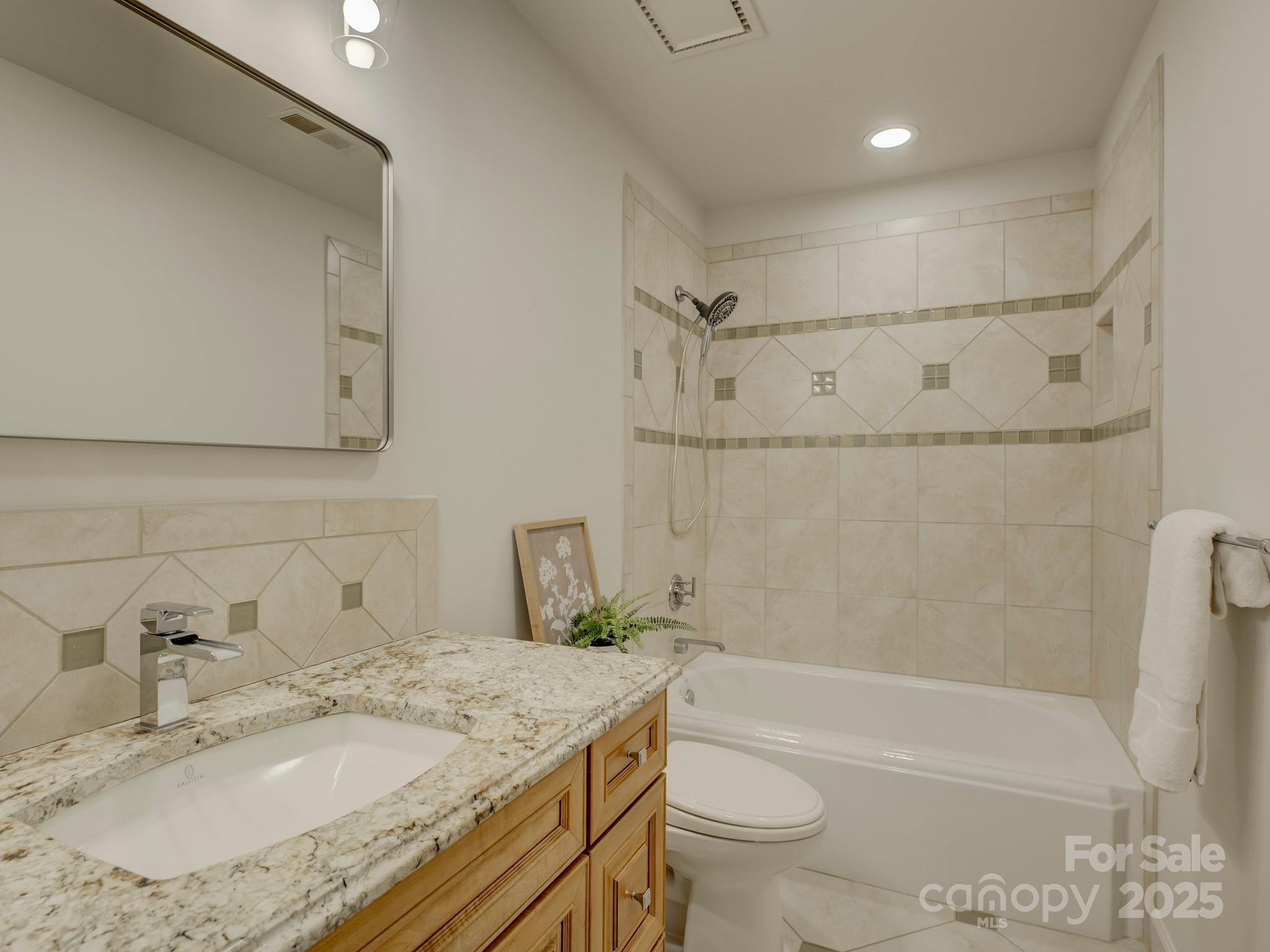 Five Knolls Estates - Residential