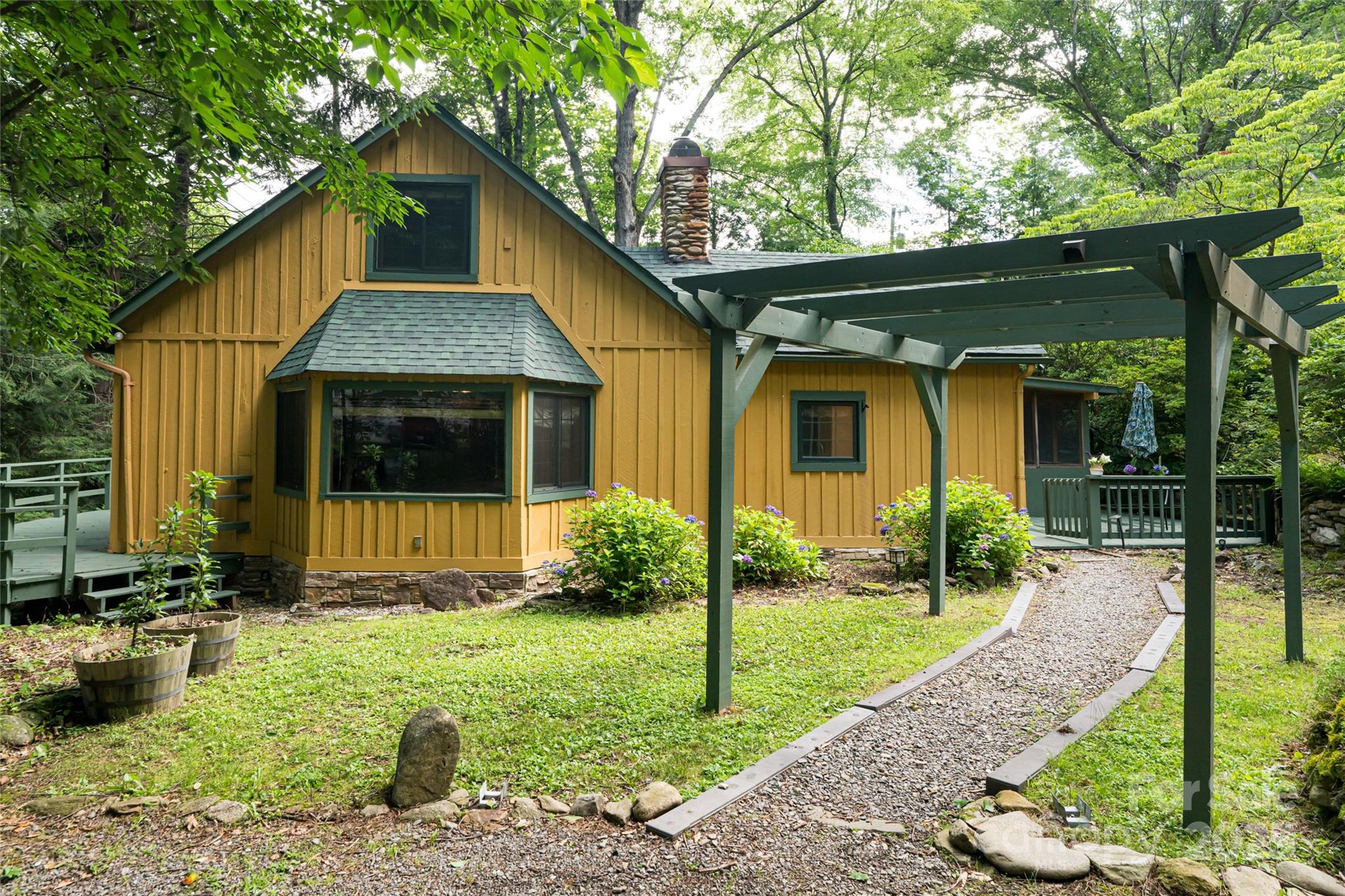 65 Woodfern Drive