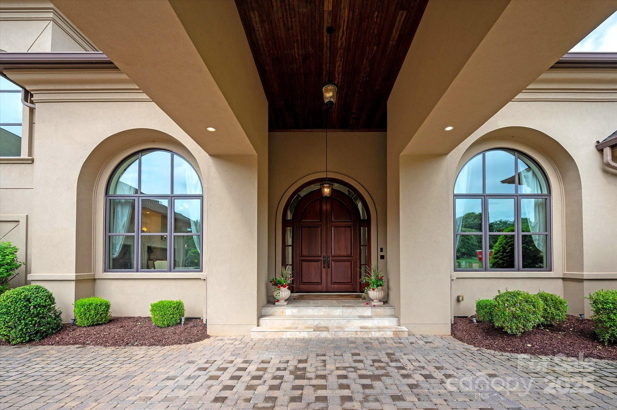 4042 Blossom Hill Drive