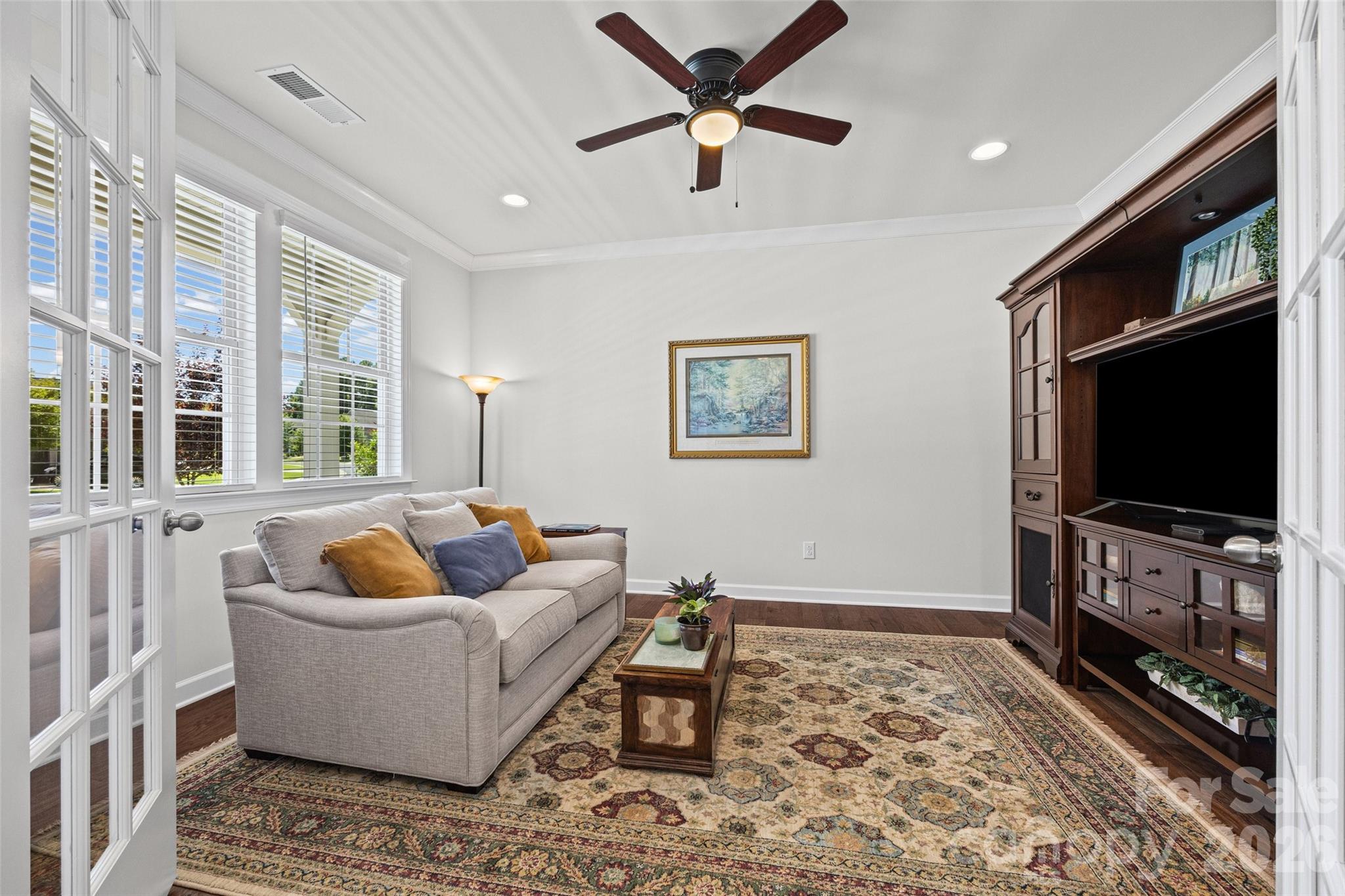 519 Sandbar Point
