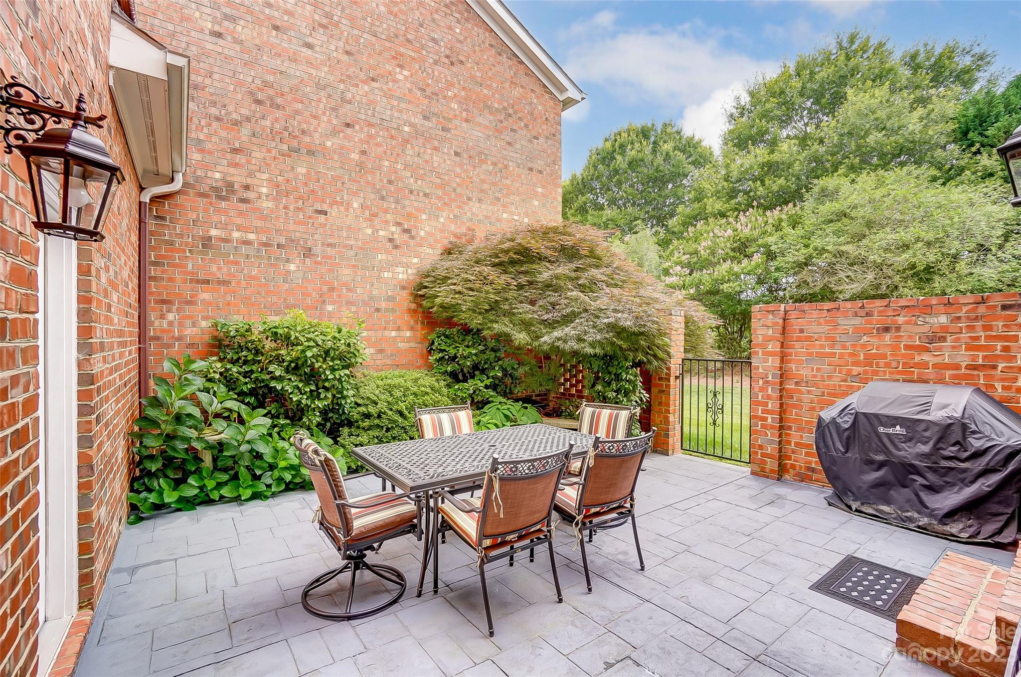 Bonnie Briar - Residential