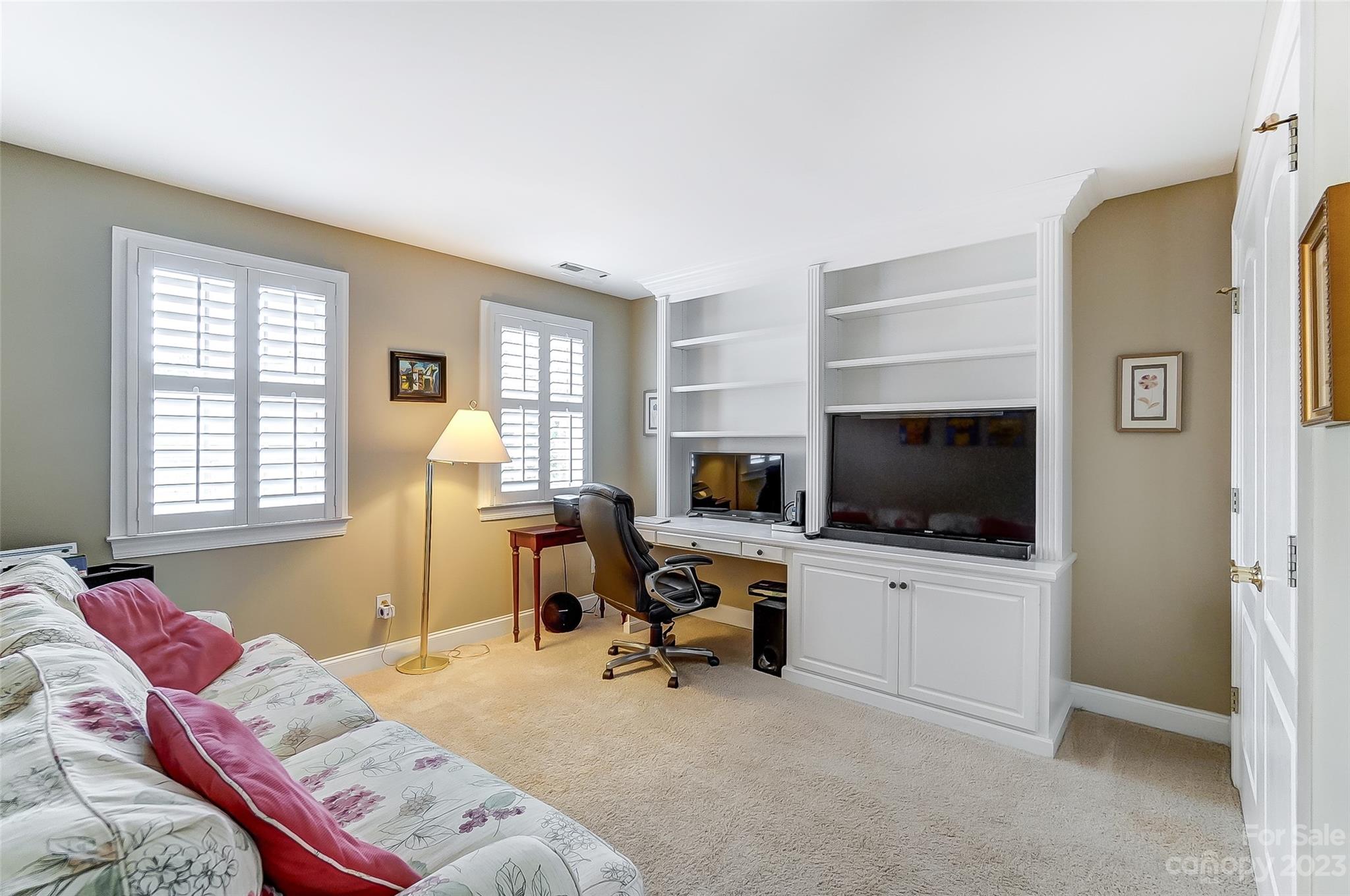 Bonnie Briar - Residential