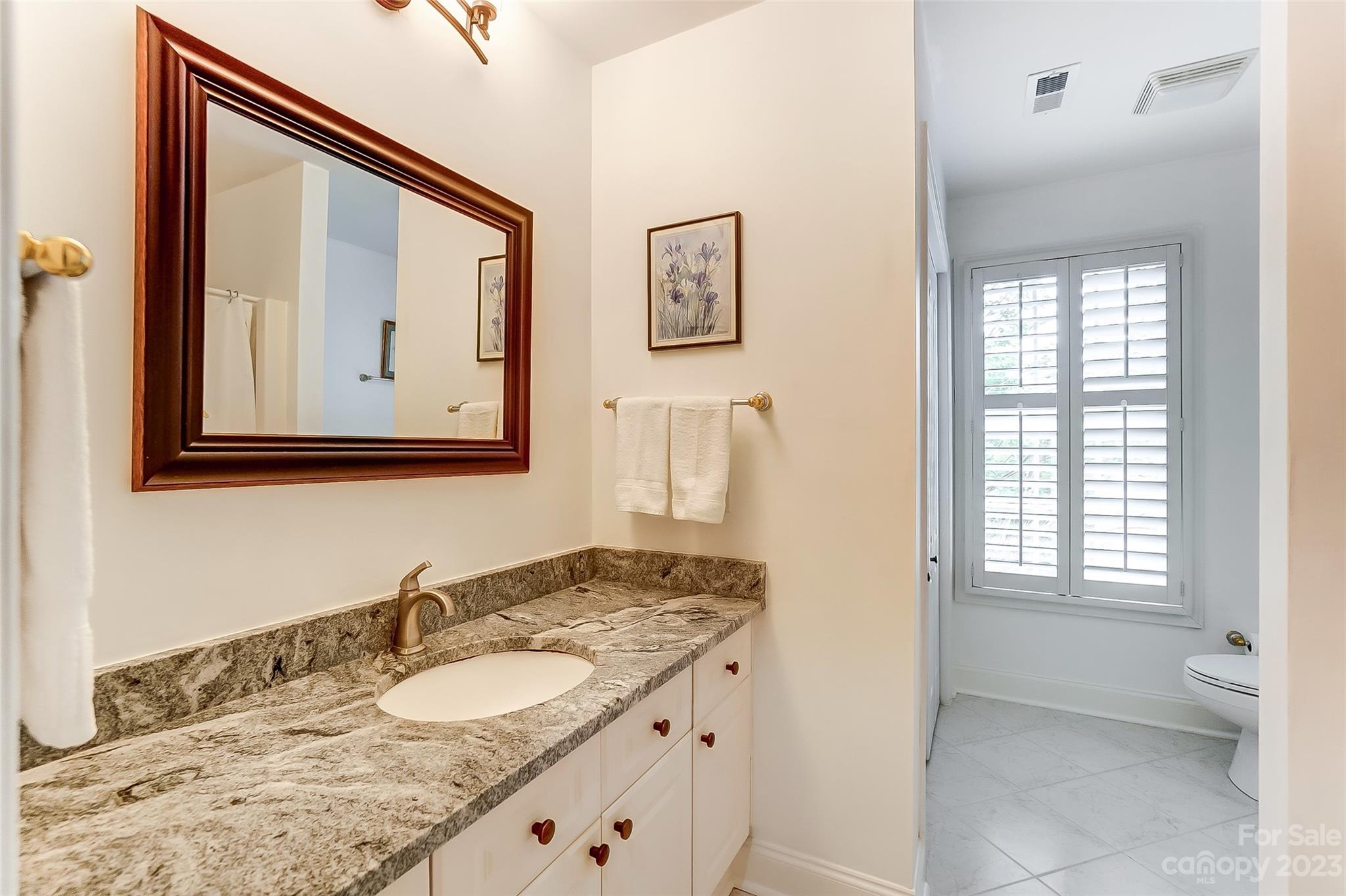 Bonnie Briar - Residential