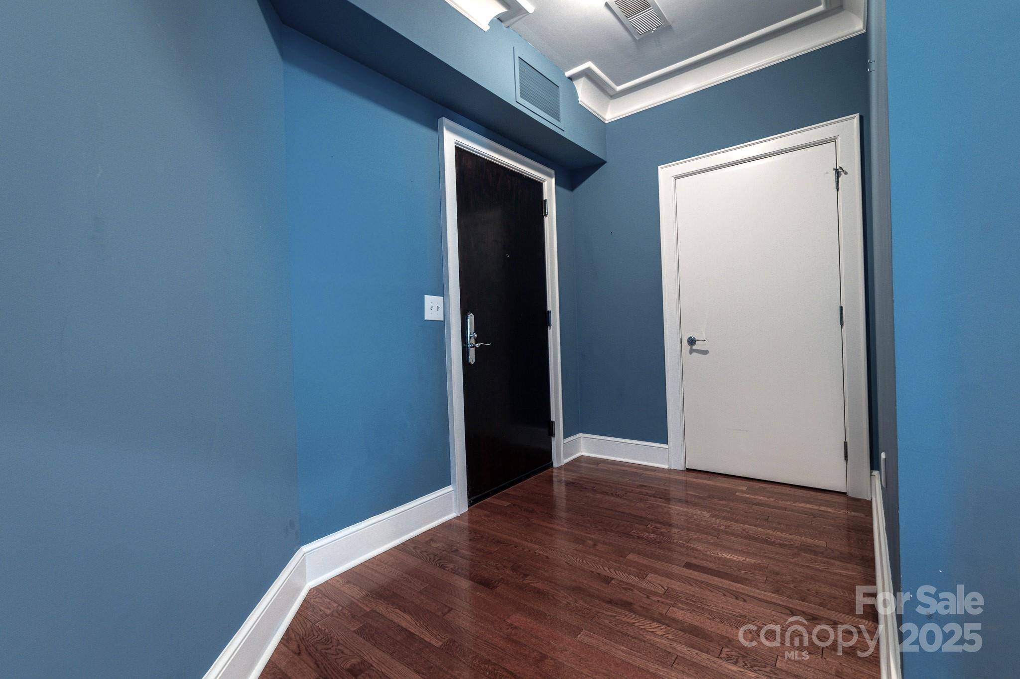 21 Battery Park Avenue 404