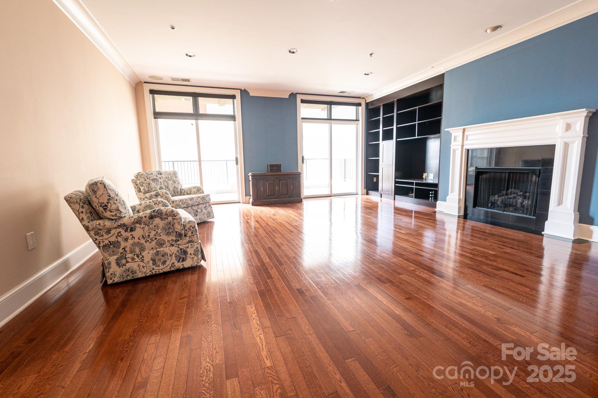21 Battery Park Avenue 404