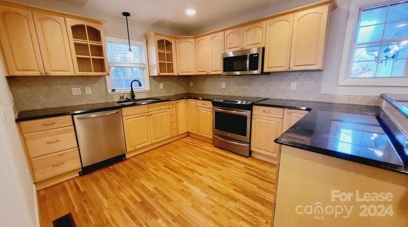 Midwood - Residential Lease