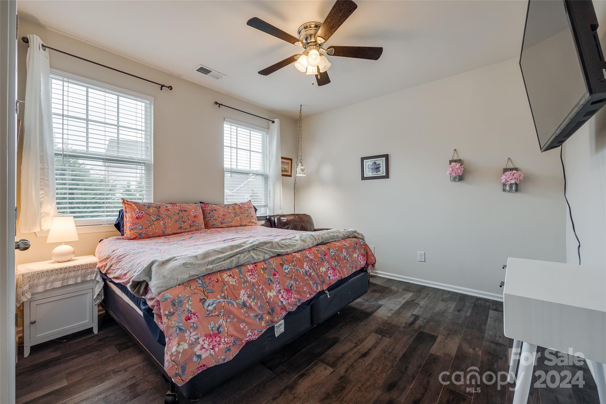 The Pinnacle at Handsmill - Residential