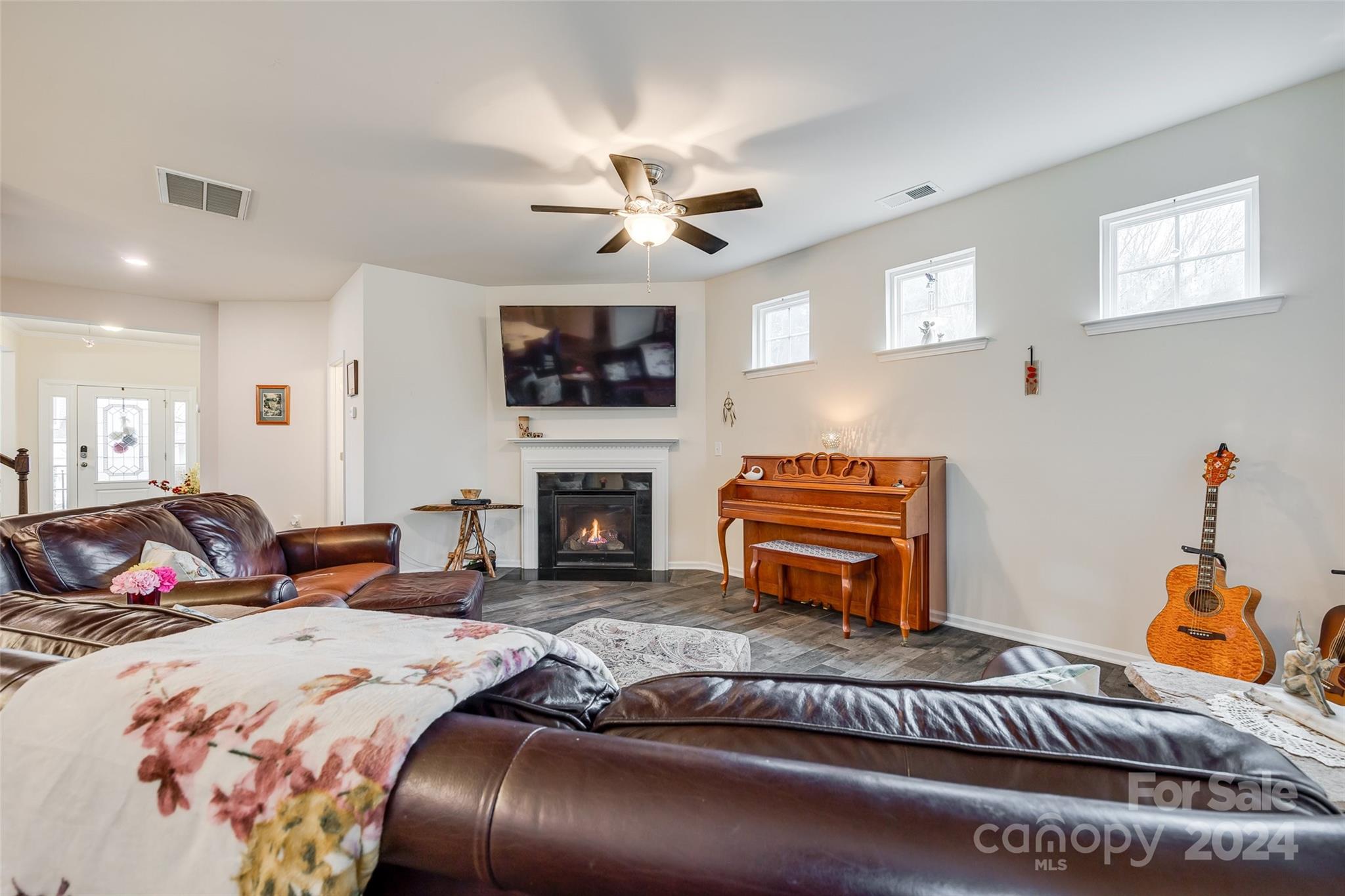 The Pinnacle at Handsmill - Residential