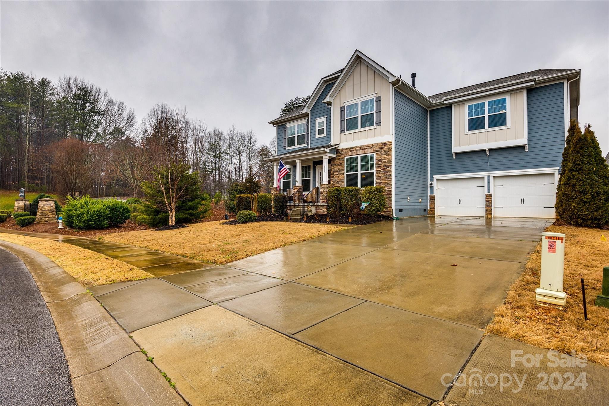 The Pinnacle at Handsmill - Residential