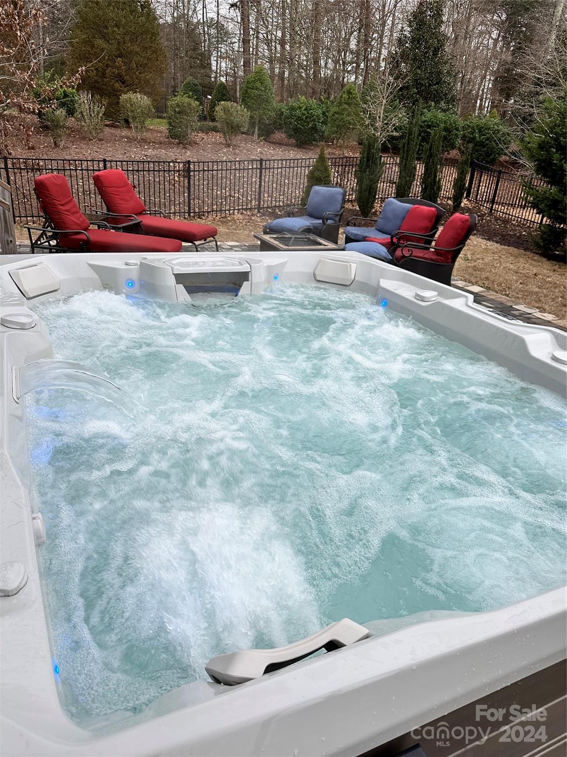 The Pinnacle at Handsmill - Residential