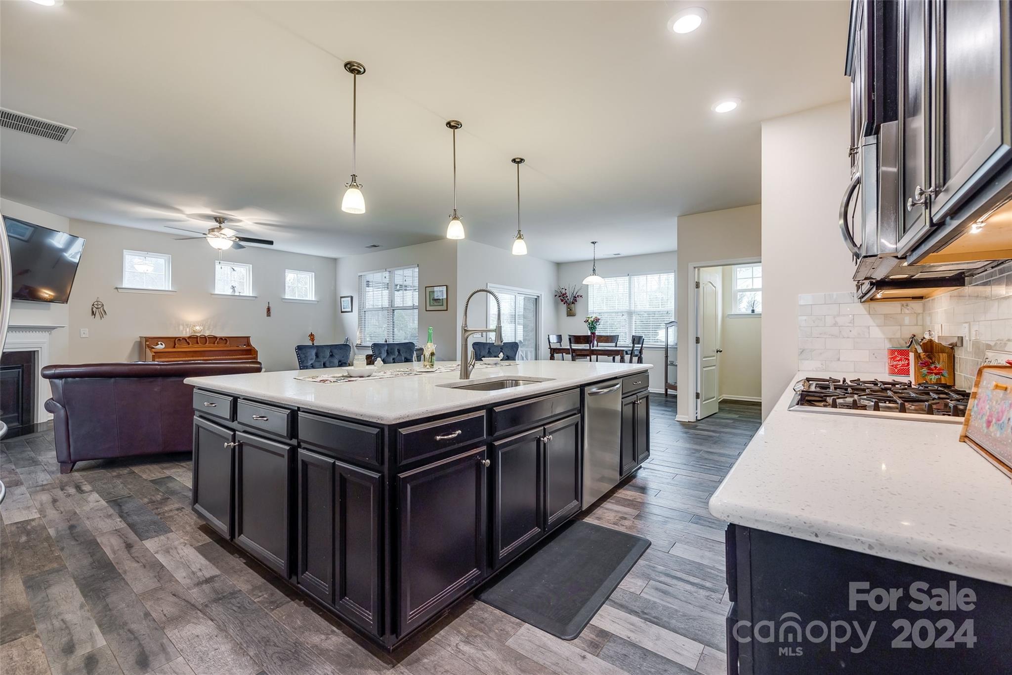 The Pinnacle at Handsmill - Residential