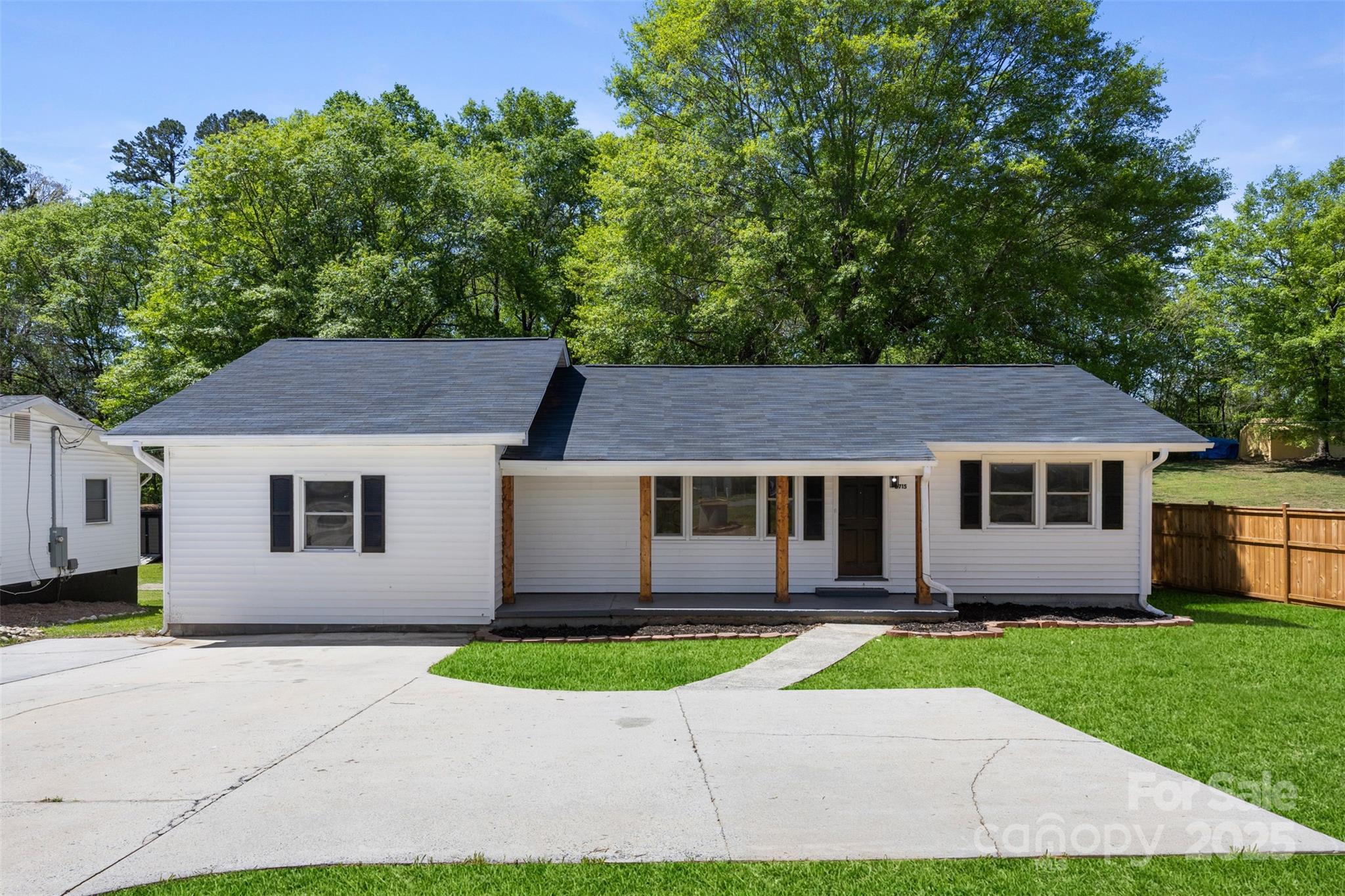 3715 Dallas High Shoals Highway