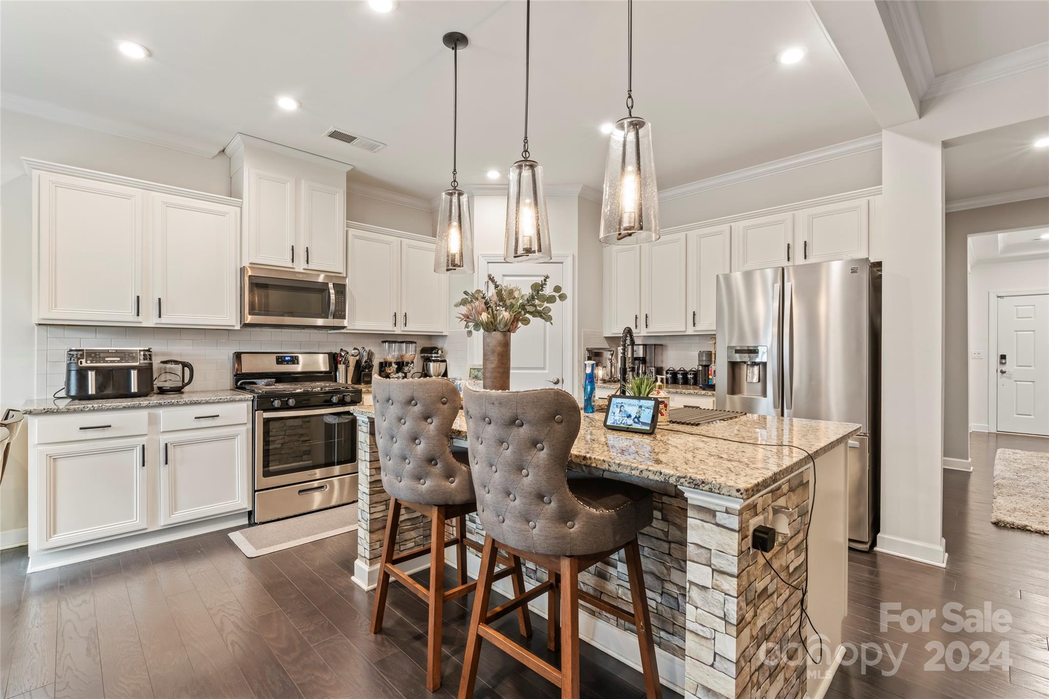 Haywyck Meadows - Residential