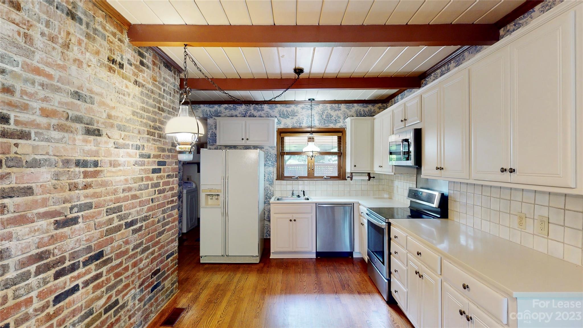 Carmel Country Club - Residential Lease